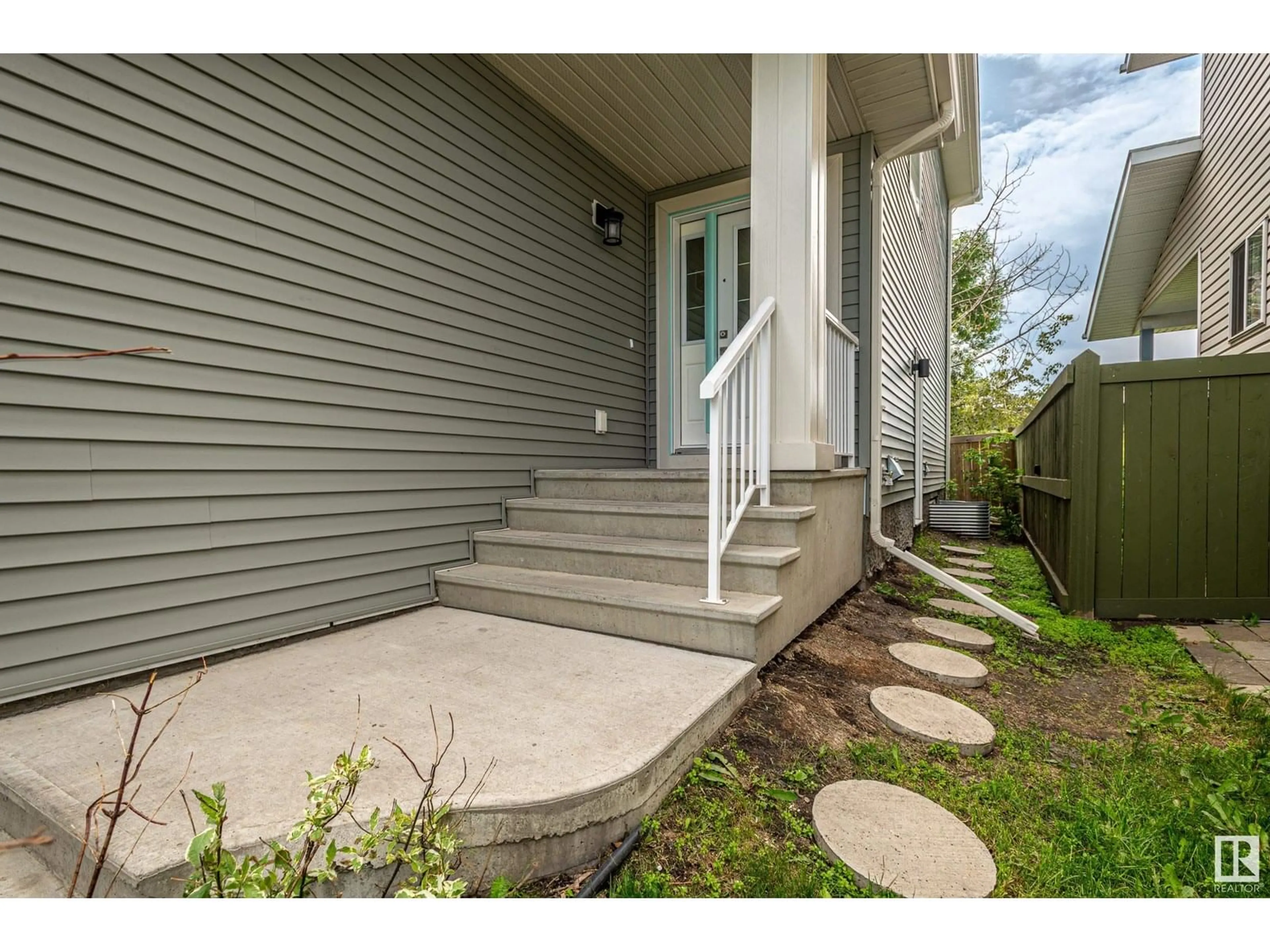 Unknown for 4523 126 AV, Edmonton Alberta T5A1L3
