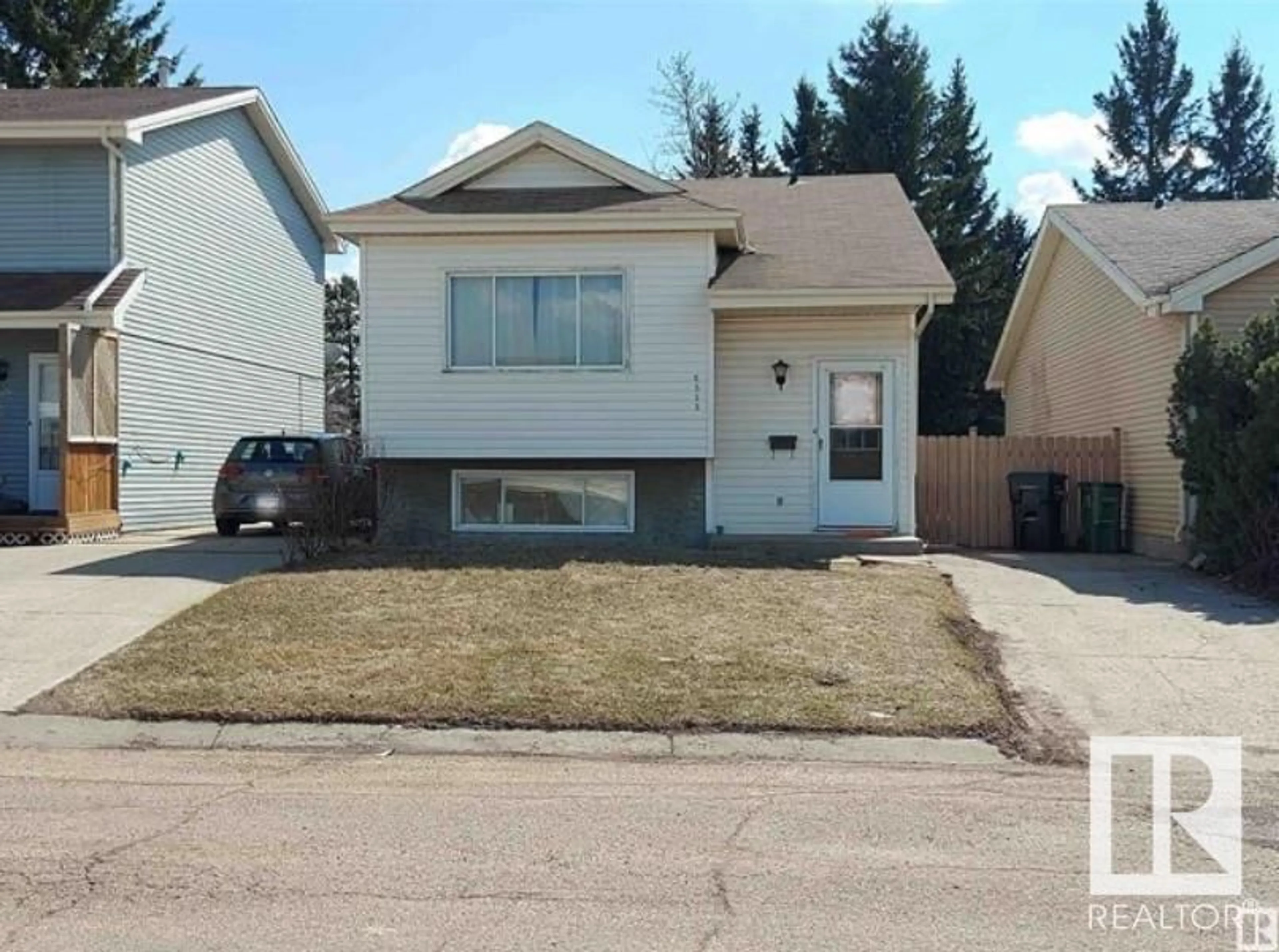 Home with vinyl exterior material, street for NW - 5313 21 AV, Edmonton Alberta T6L5G5