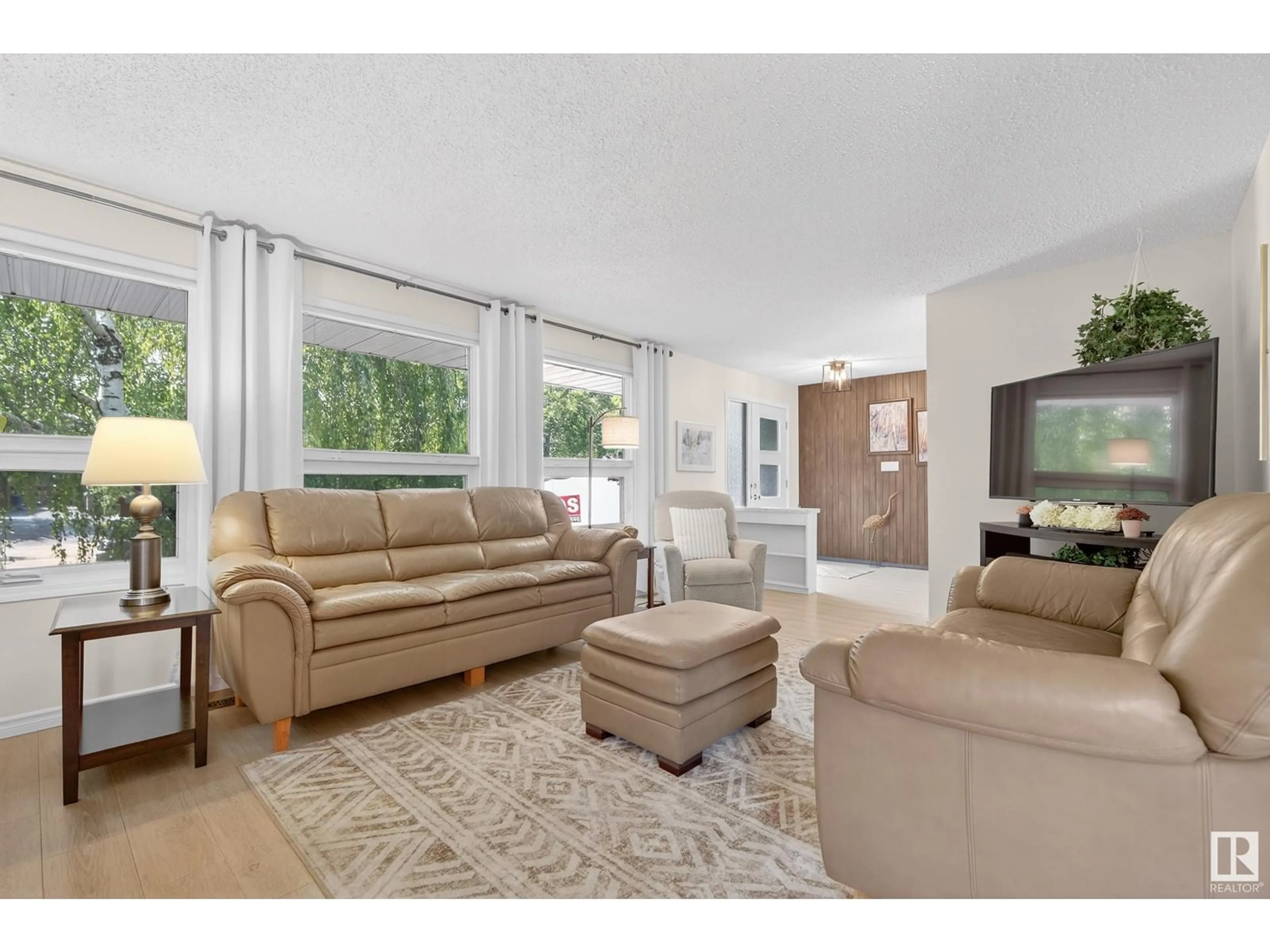 Living room with furniture, unknown for 27 AMHERST CR, St. Albert Alberta T8N2P7