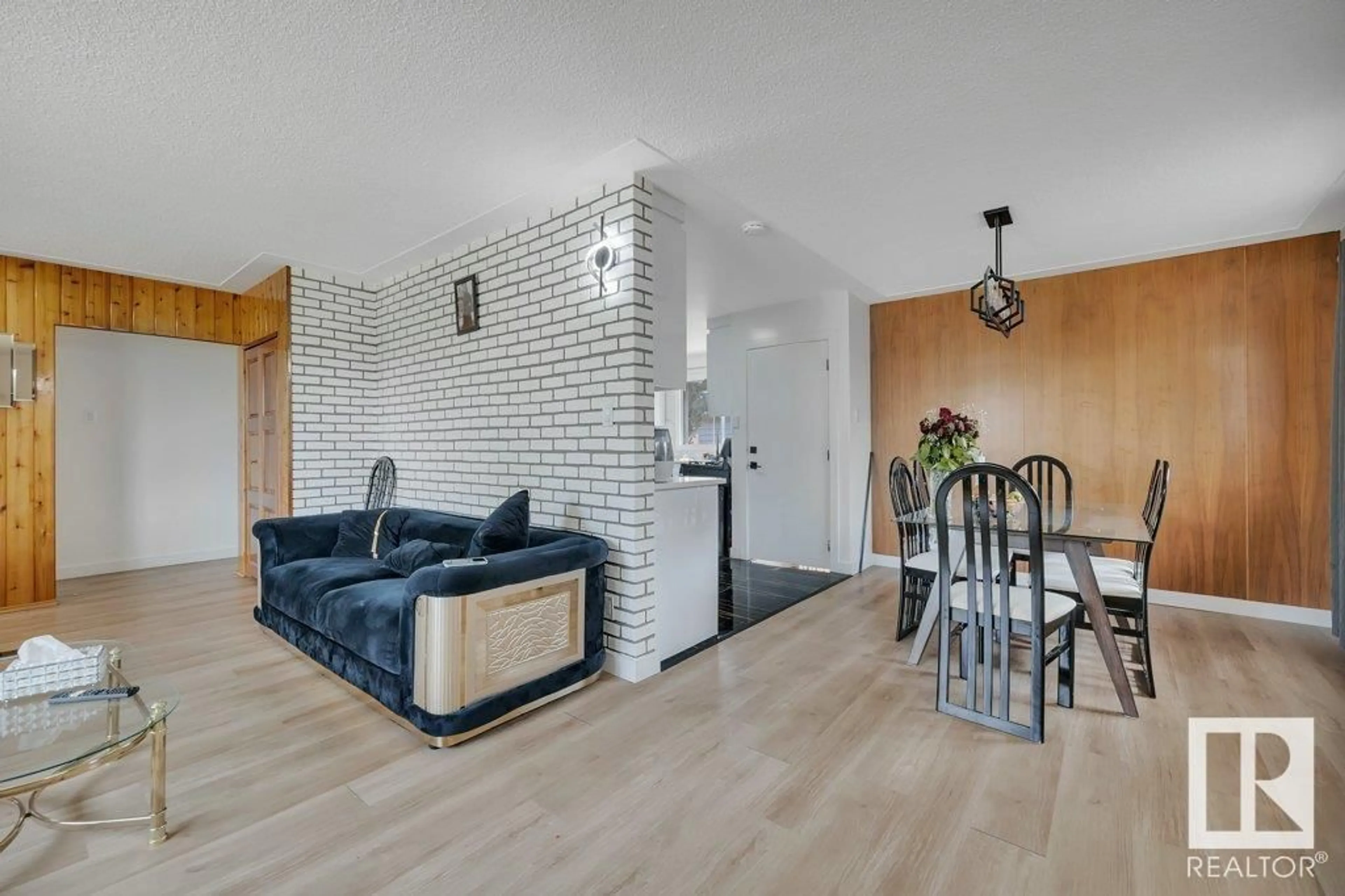 Living room with furniture, unknown for NW - 12719 89 ST, Edmonton Alberta T5E3J7