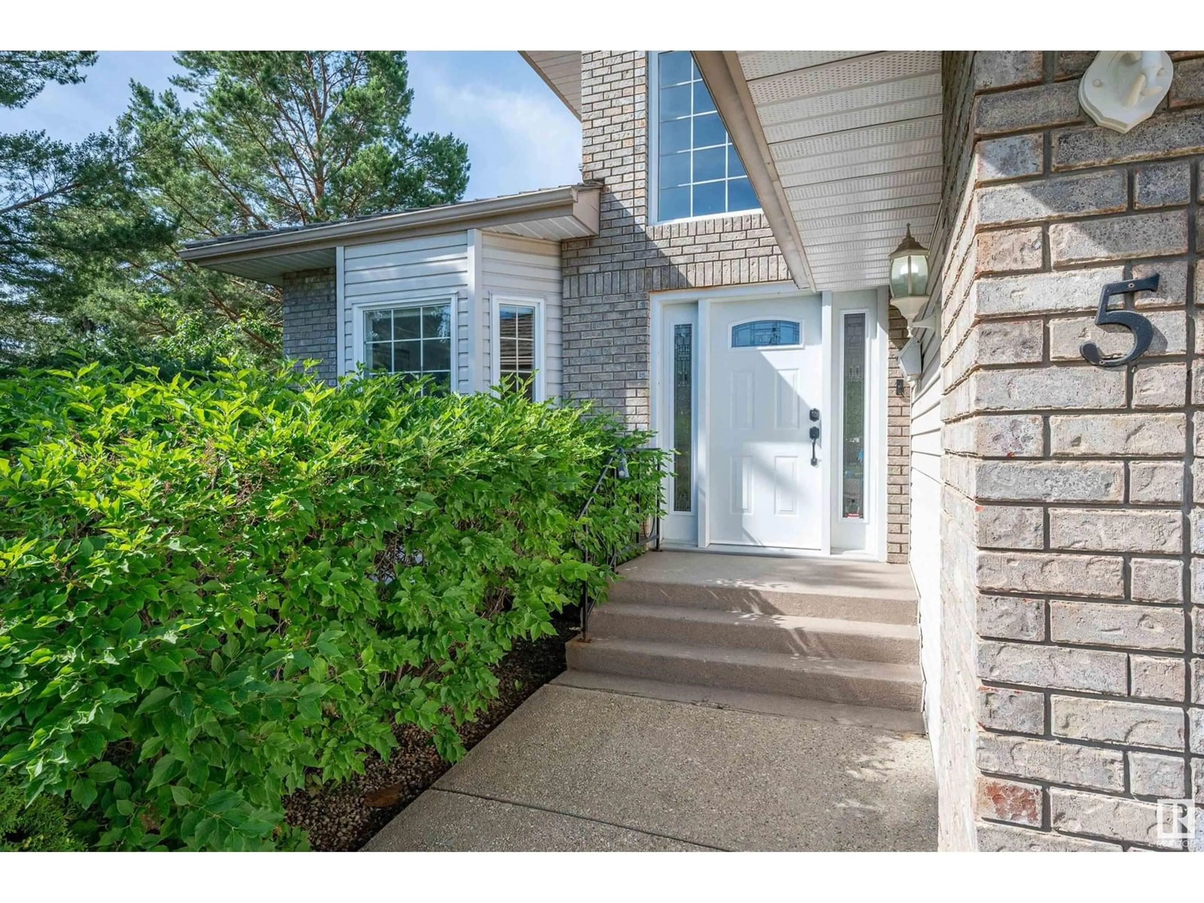 Unknown for 5 HELEN PL, St. Albert Alberta T8N5R3
