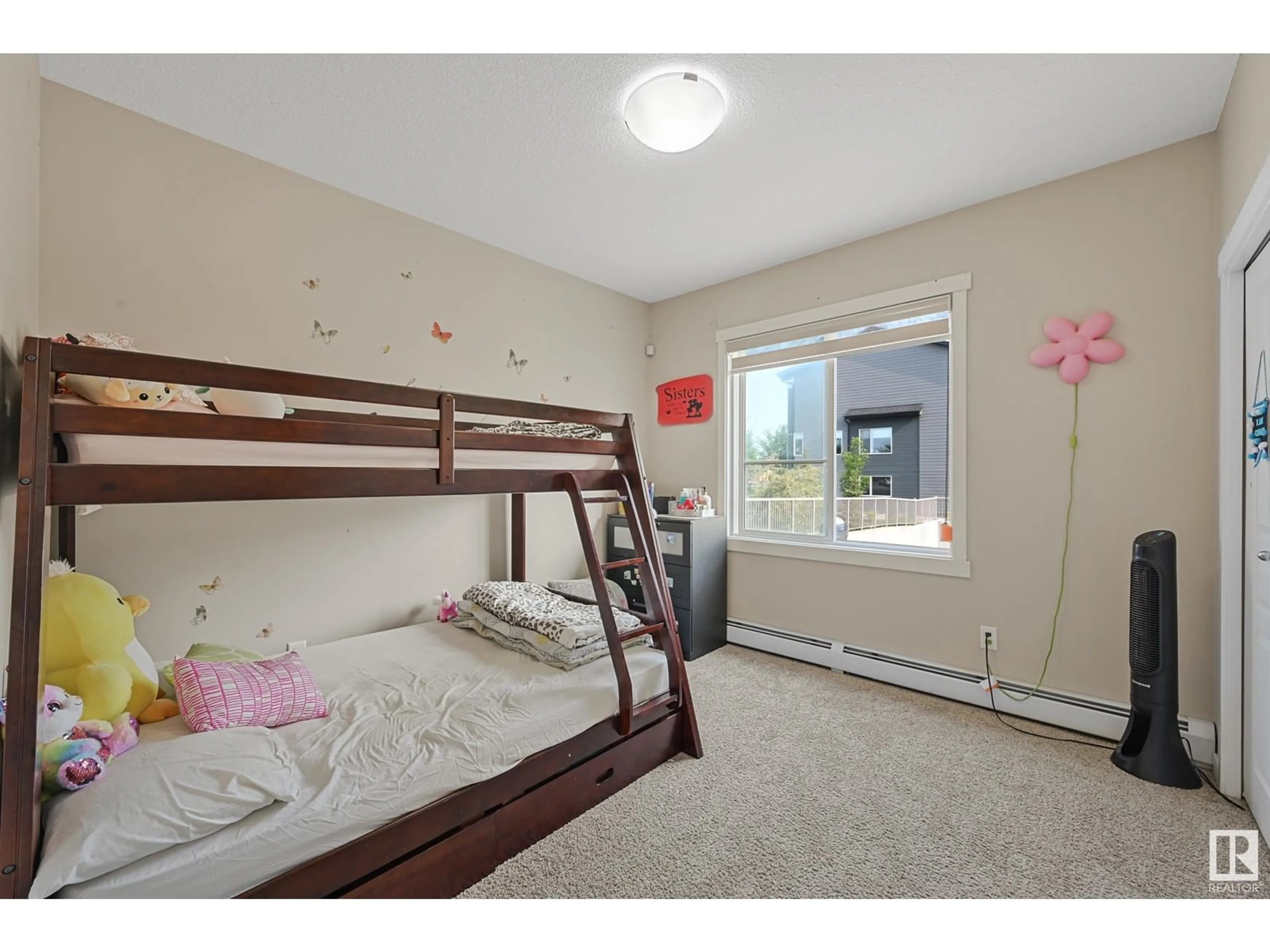 A pic of a room for 102 - 102 WELSH DR, Edmonton Alberta T6X1A7
