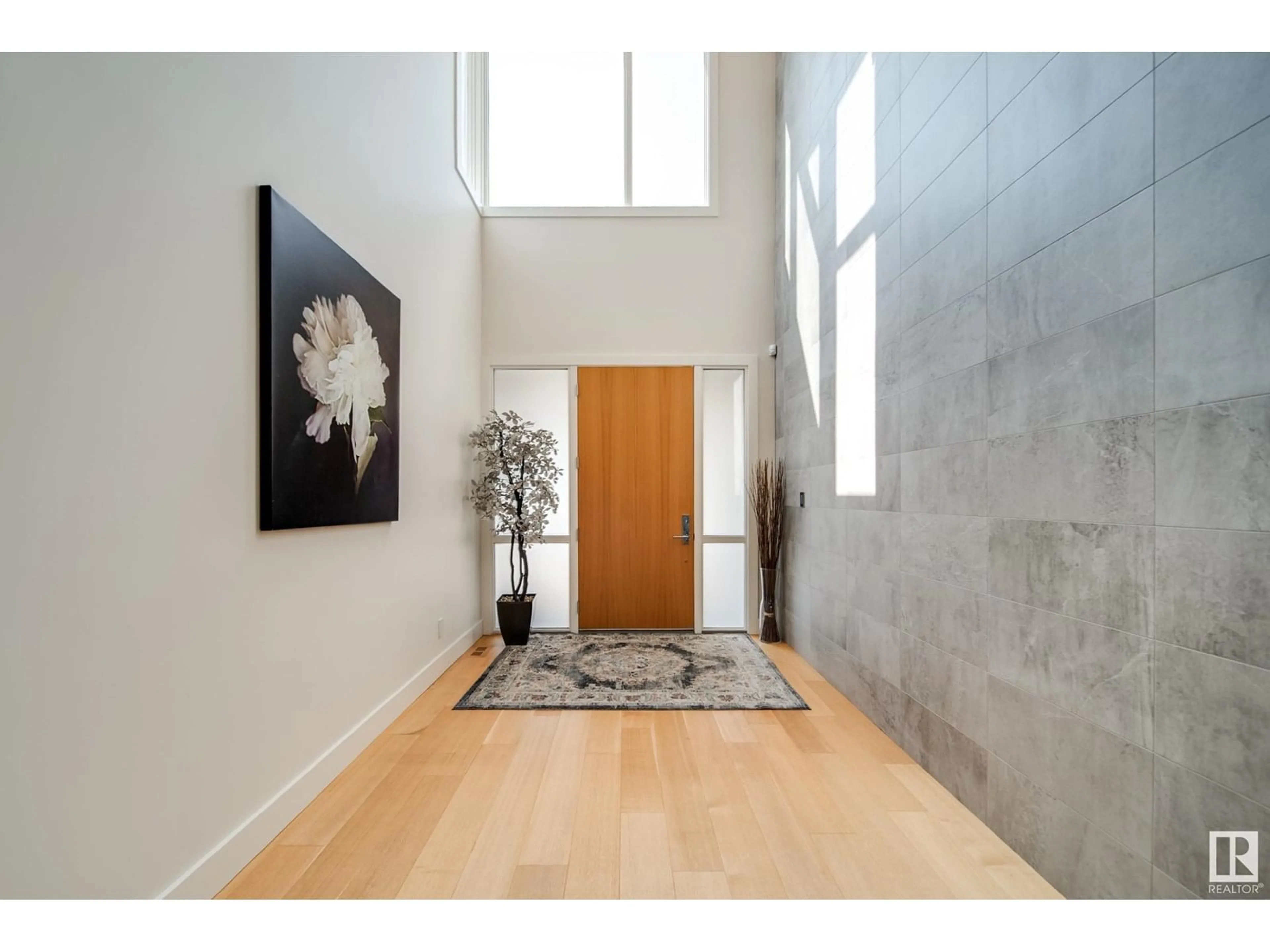 Indoor entryway for 705 HOWATT DR, Edmonton Alberta T6W3K3