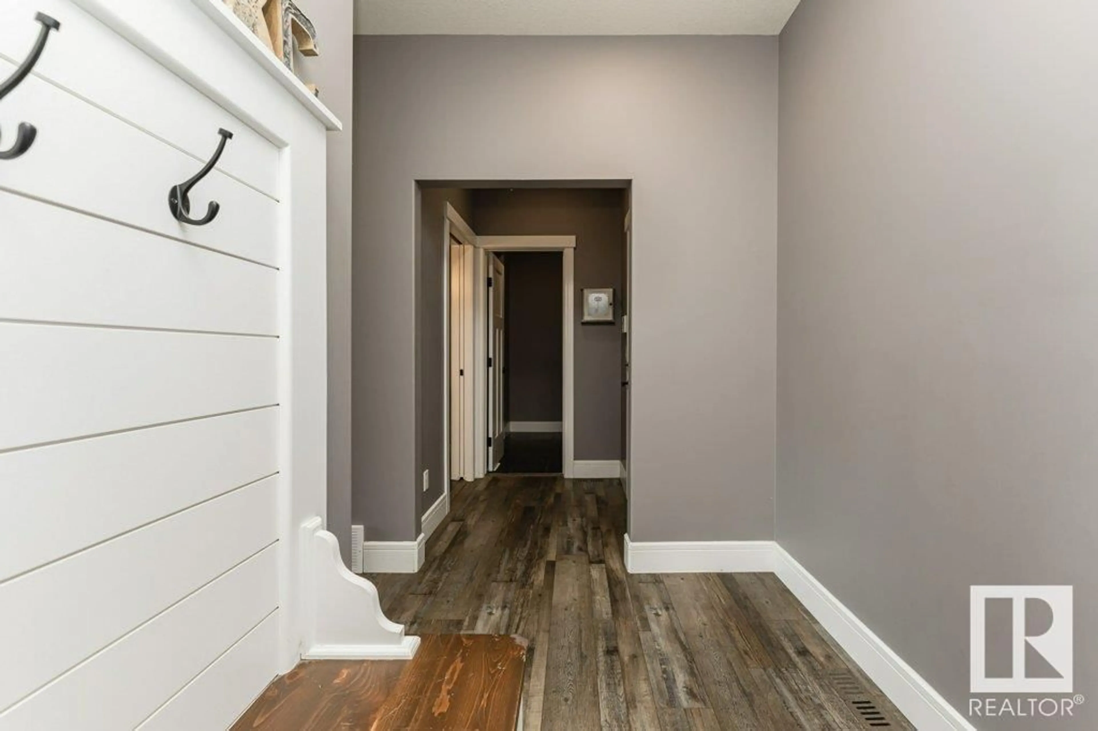 Indoor entryway for 14 COPPERHAVEN DR, Spruce Grove Alberta T7X0Y6