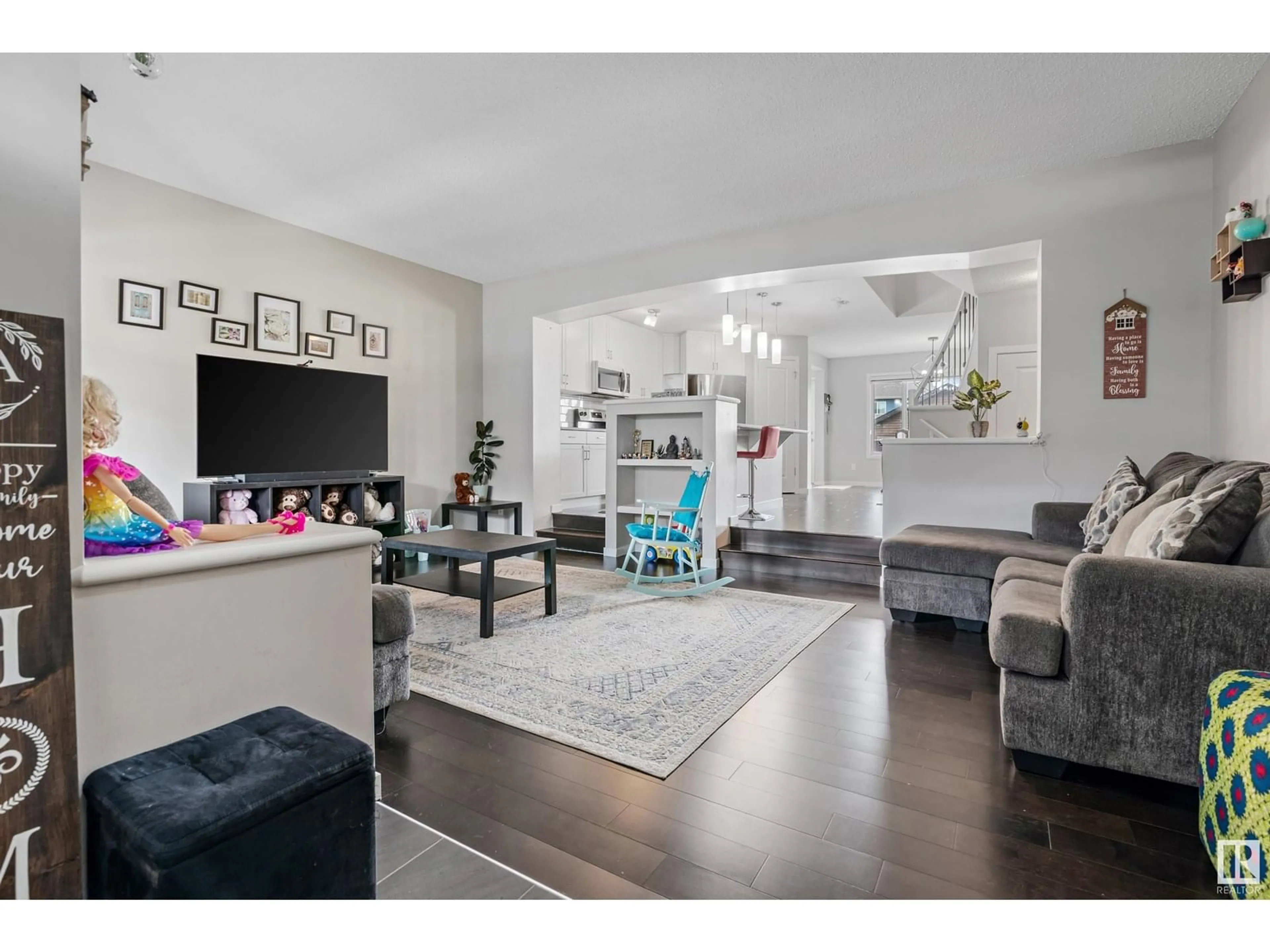 Living room with furniture, unknown for 2657 CHOKECHERRY LN, Edmonton Alberta T6X2J8