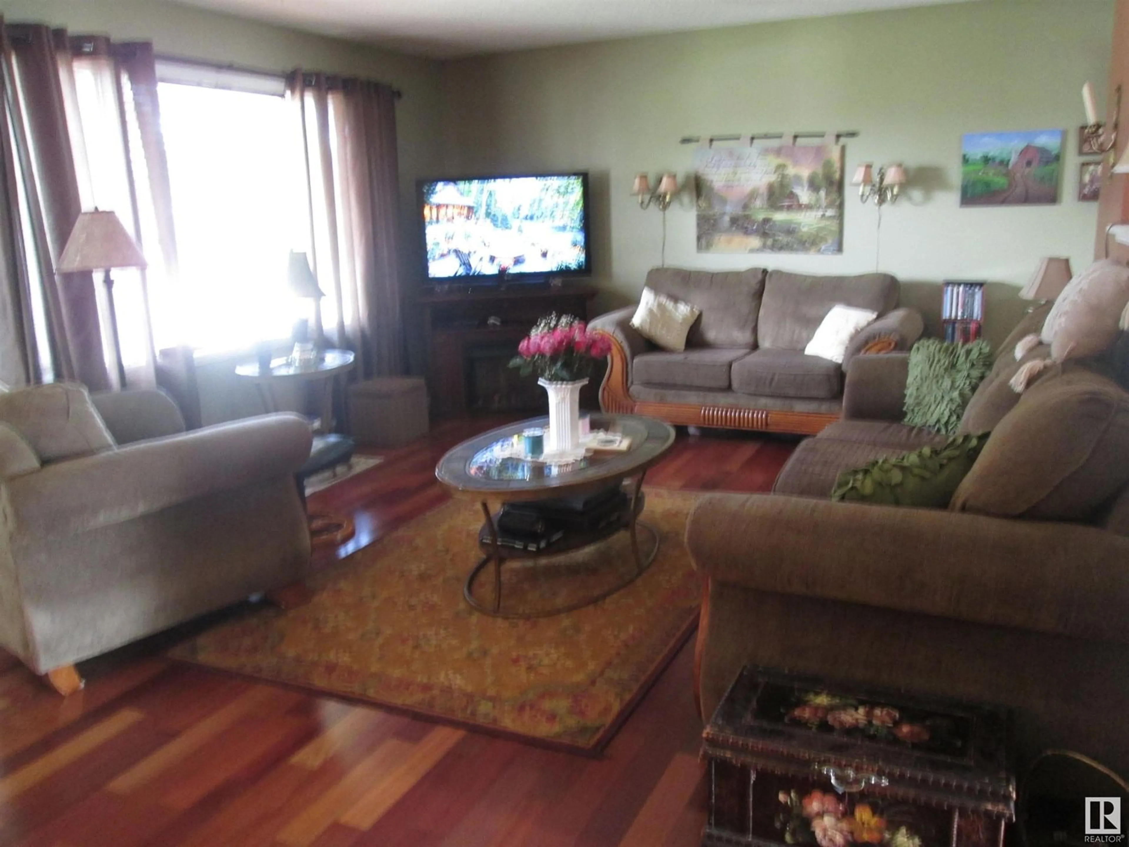 Living room with furniture, unknown for NW - 8703 163 ST, Edmonton Alberta T5R2N7