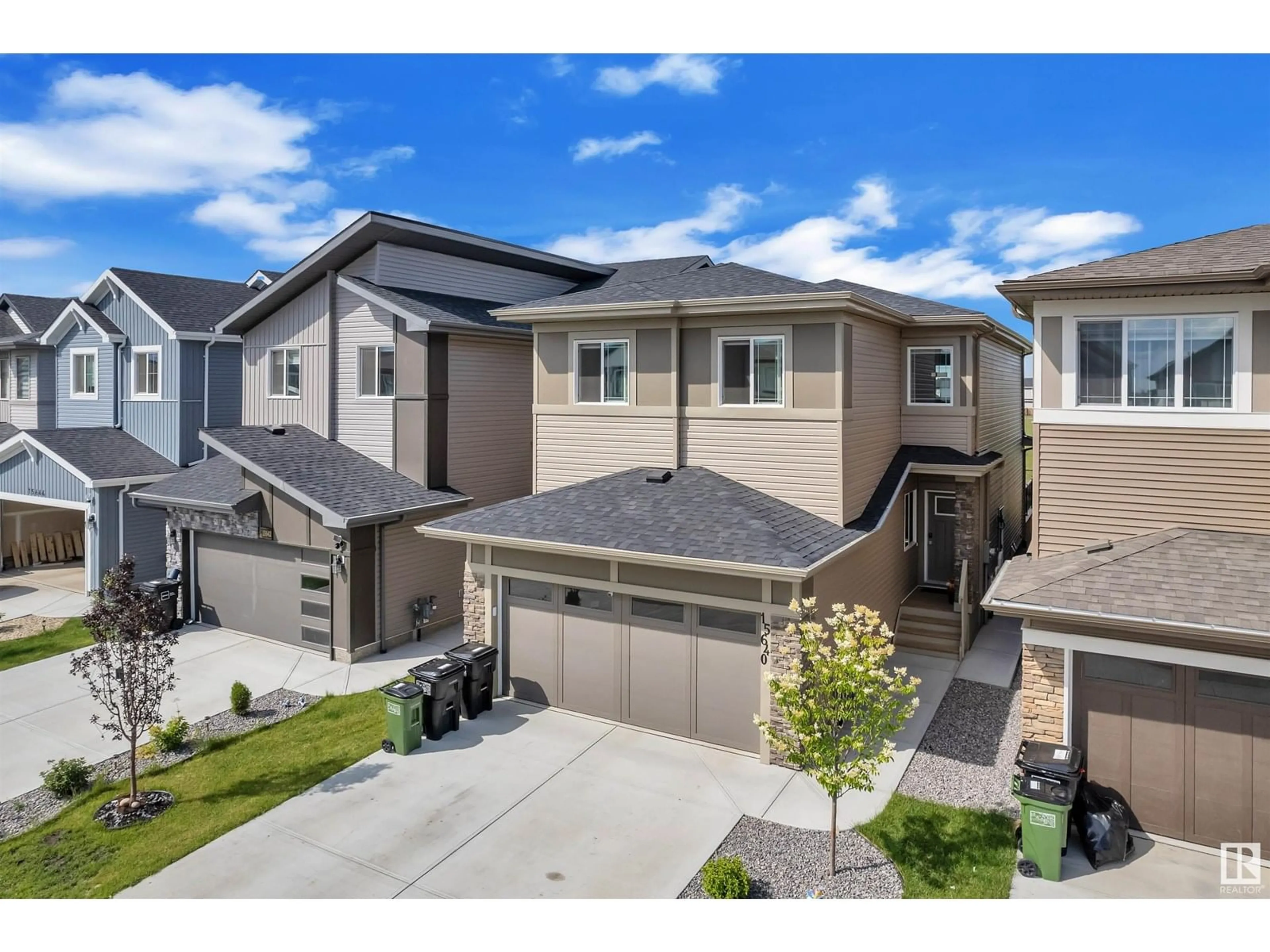 A pic from outside/outdoor area/front of a property/back of a property/a pic from drone, street for 15640 18 AV, Edmonton Alberta T6W5C2