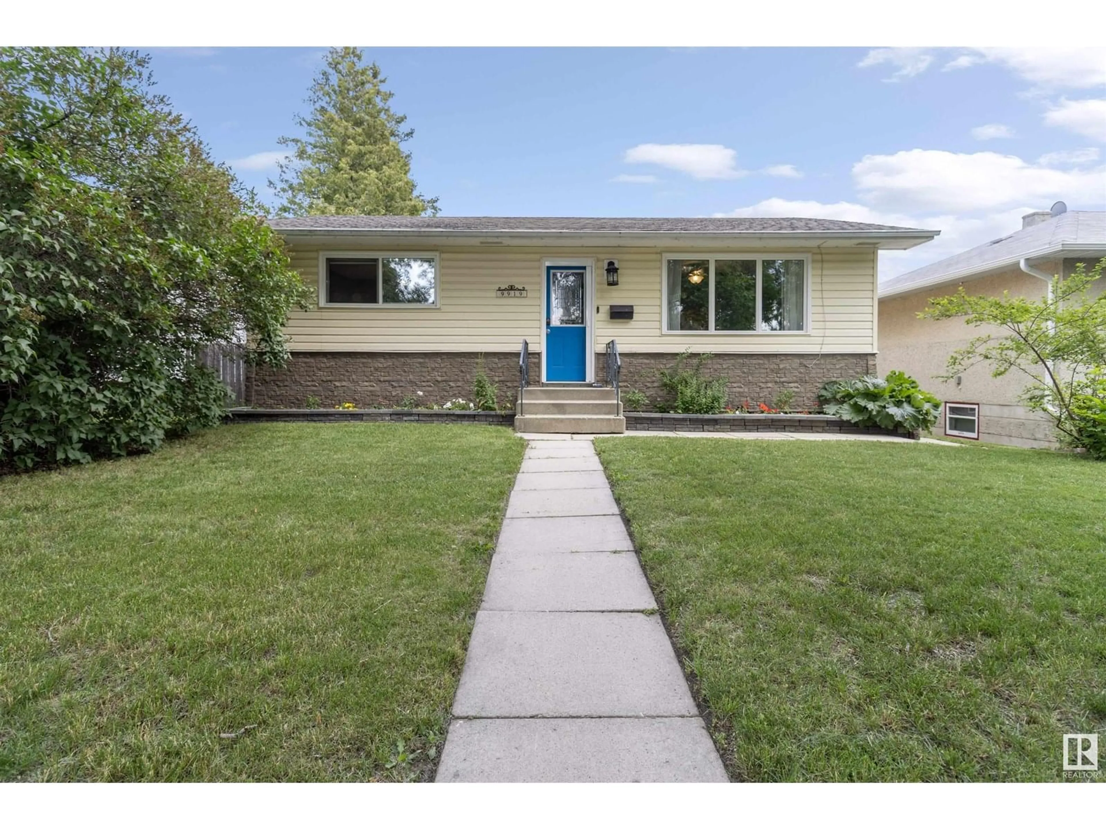 Unknown for 9919 109 ST, Fort Saskatchewan Alberta T8L2K3