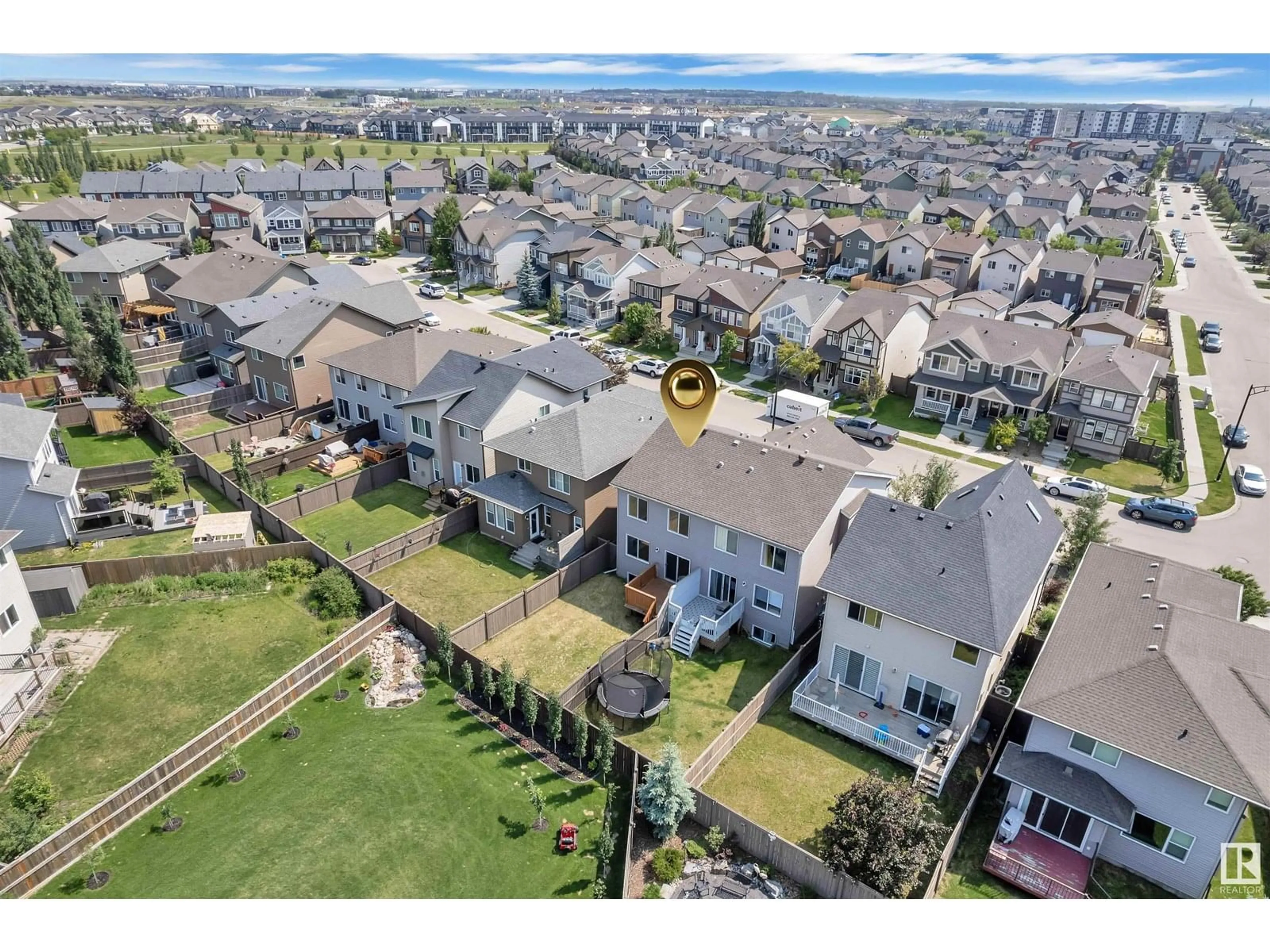 A pic from outside/outdoor area/front of a property/back of a property/a pic from drone, unknown for SW - 3832 POWELL WD, Edmonton Alberta T6W2V4