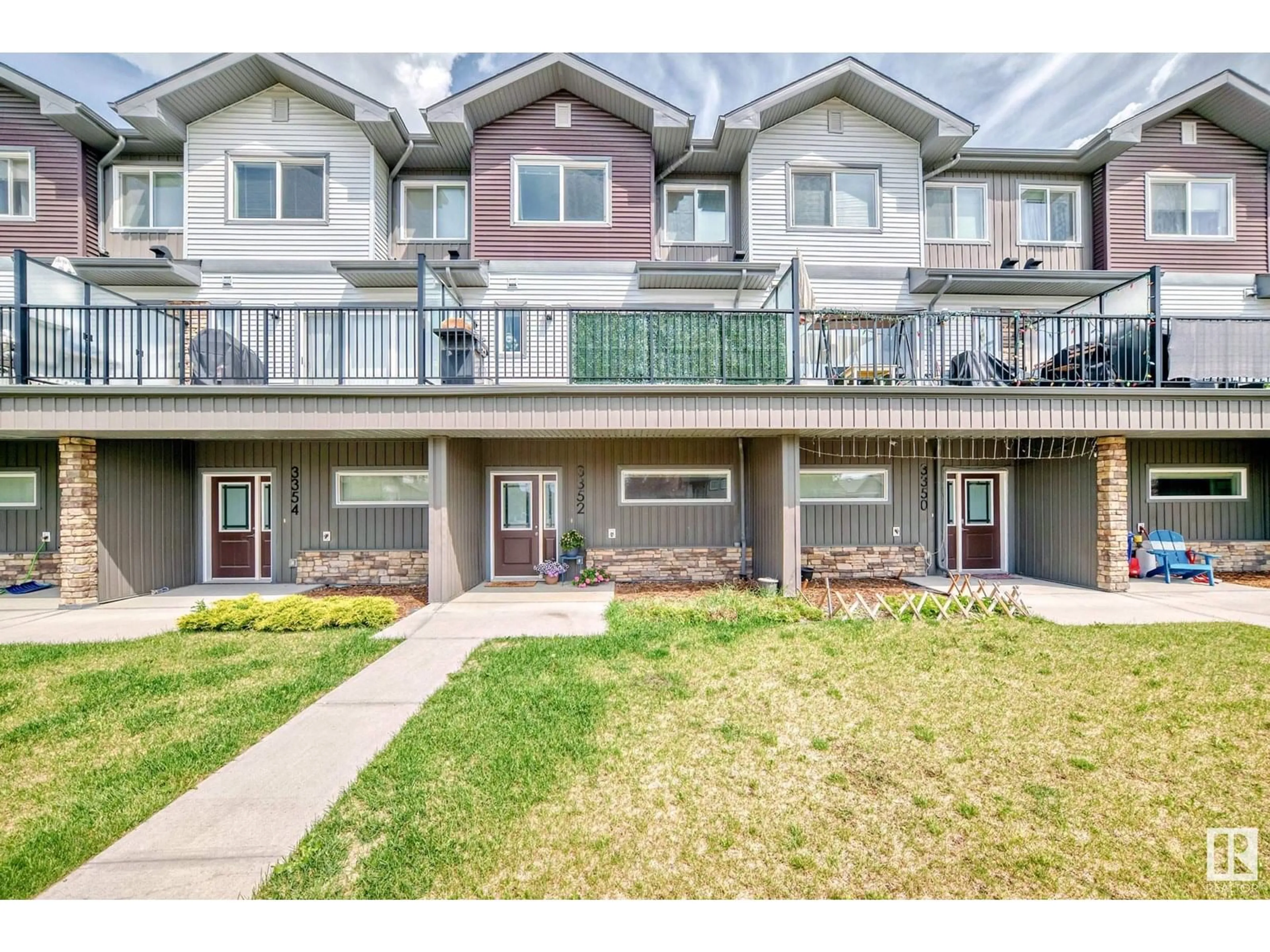 Unknown for 3352 15A AV, Edmonton Alberta T6T0Y1