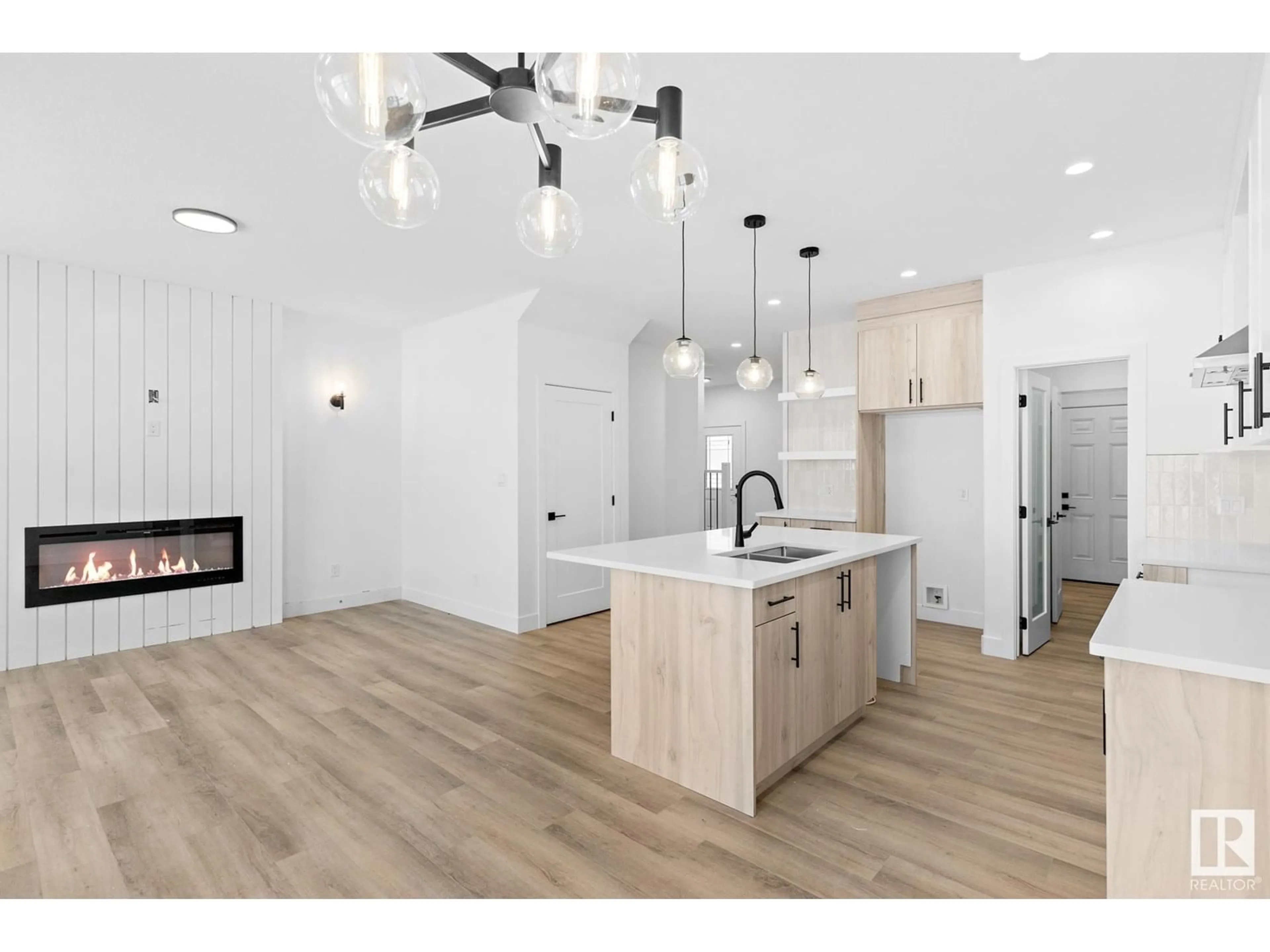 Open concept kitchen, wood/laminate floor for 123 HILTON CV, Spruce Grove Alberta T7X0V9