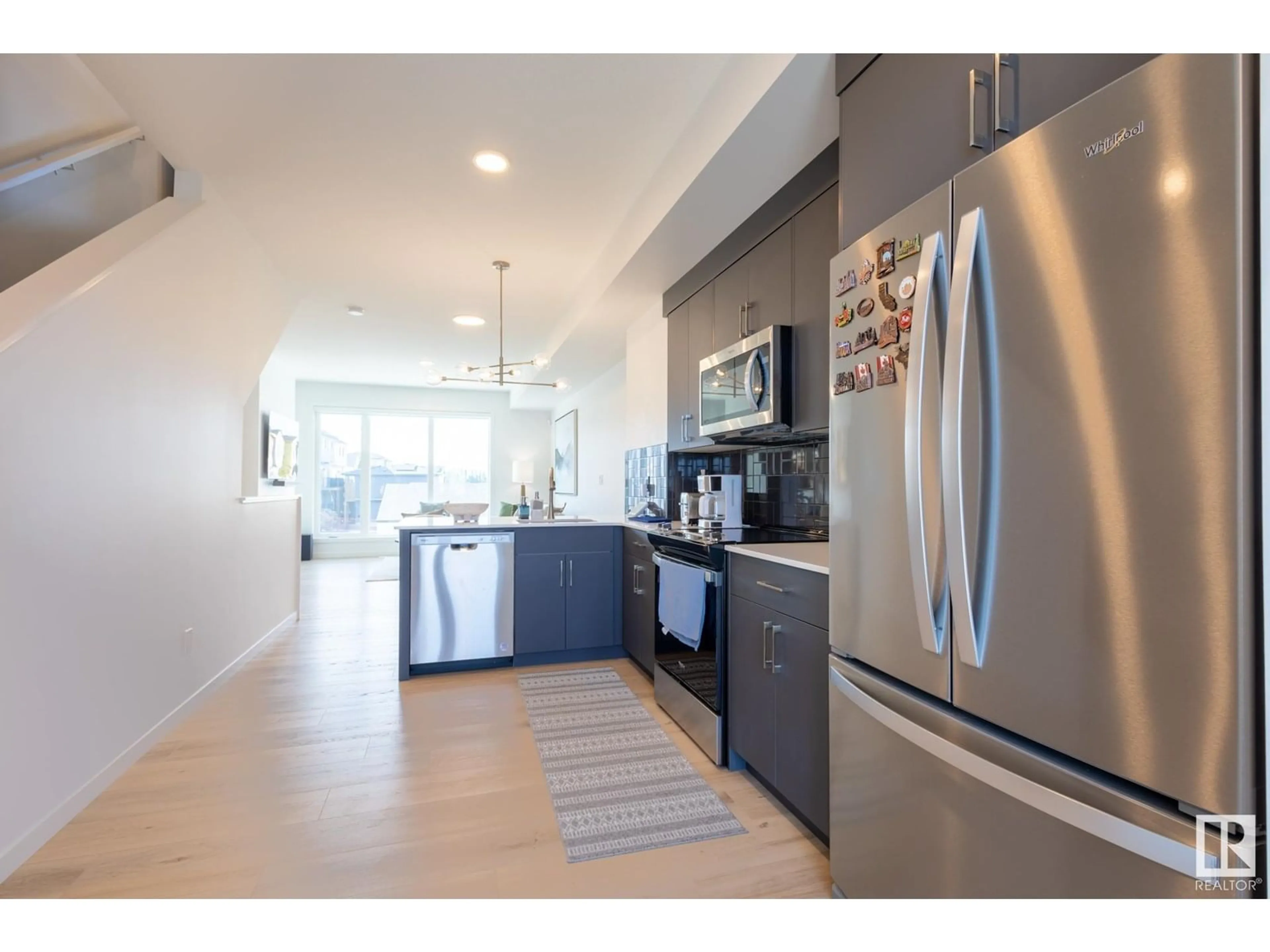 Open concept kitchen, ceramic/tile floor for SW - 3282 KESWICK WY, Edmonton Alberta T6W5N5