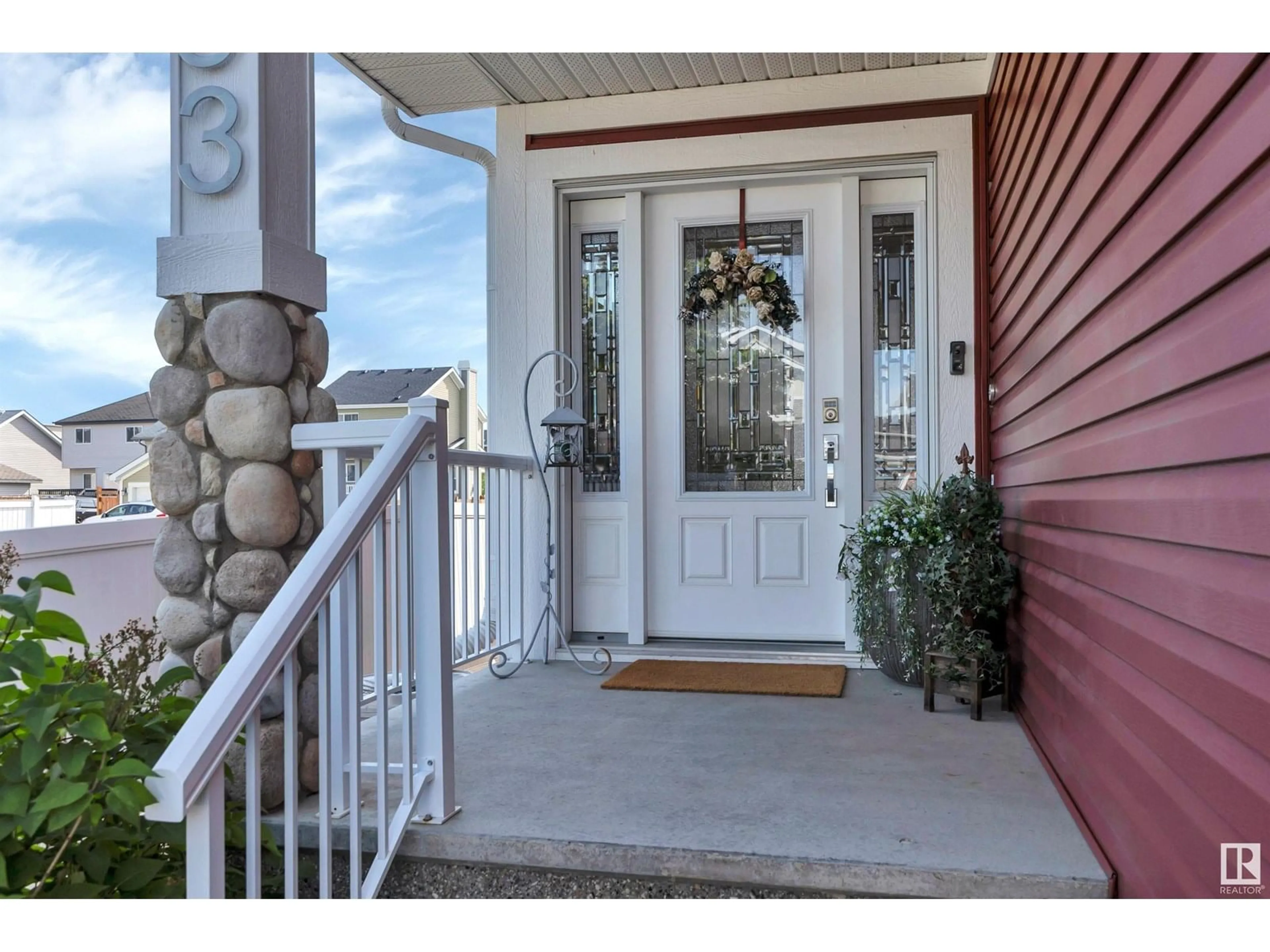 Indoor entryway for 253 SHEPPARD CI, Leduc Alberta T9E0T5