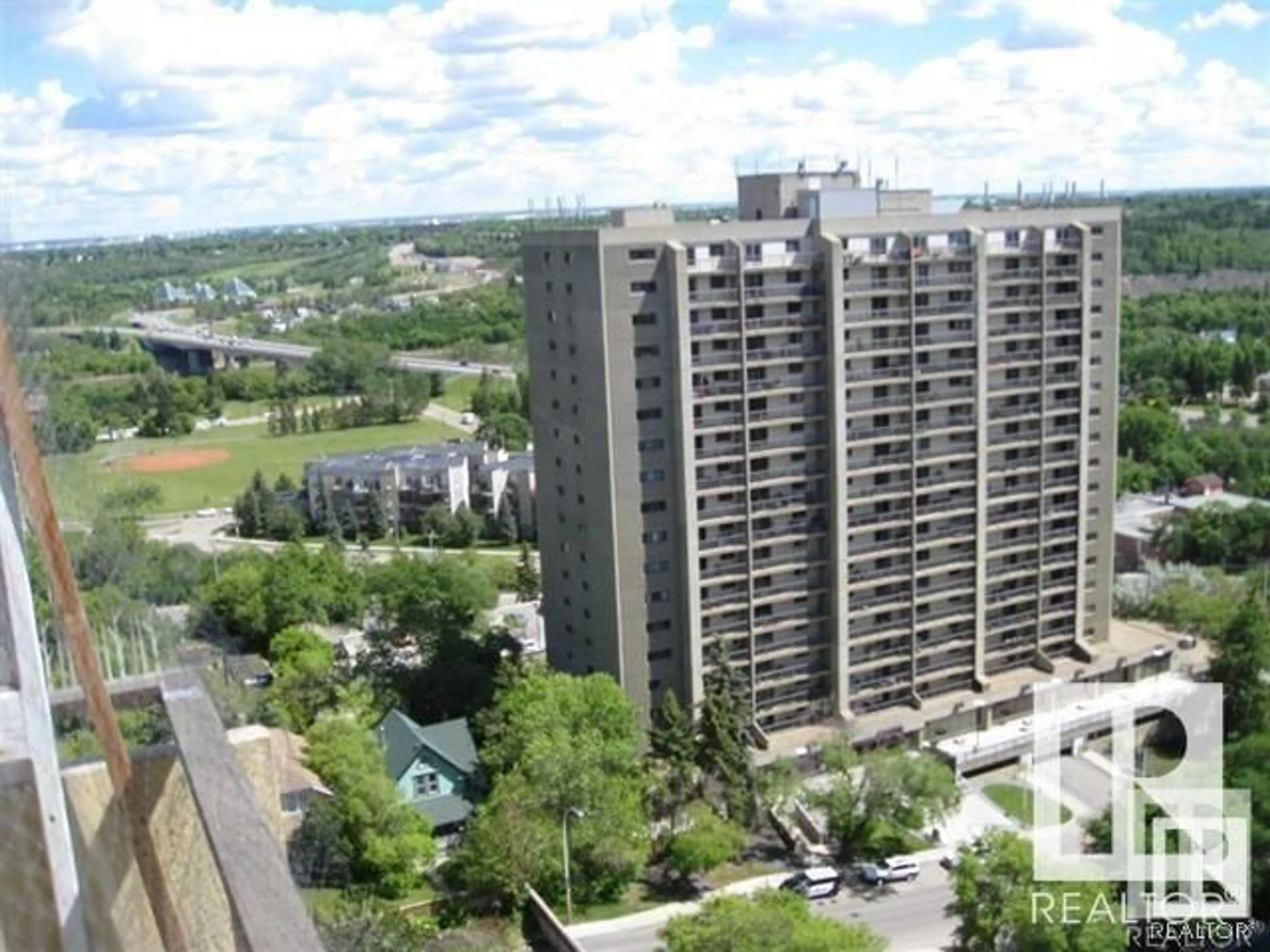 A pic from outside/outdoor area/front of a property/back of a property/a pic from drone, city buildings view from balcony for #807 - 9903 104 ST, Edmonton Alberta T5K0E4
