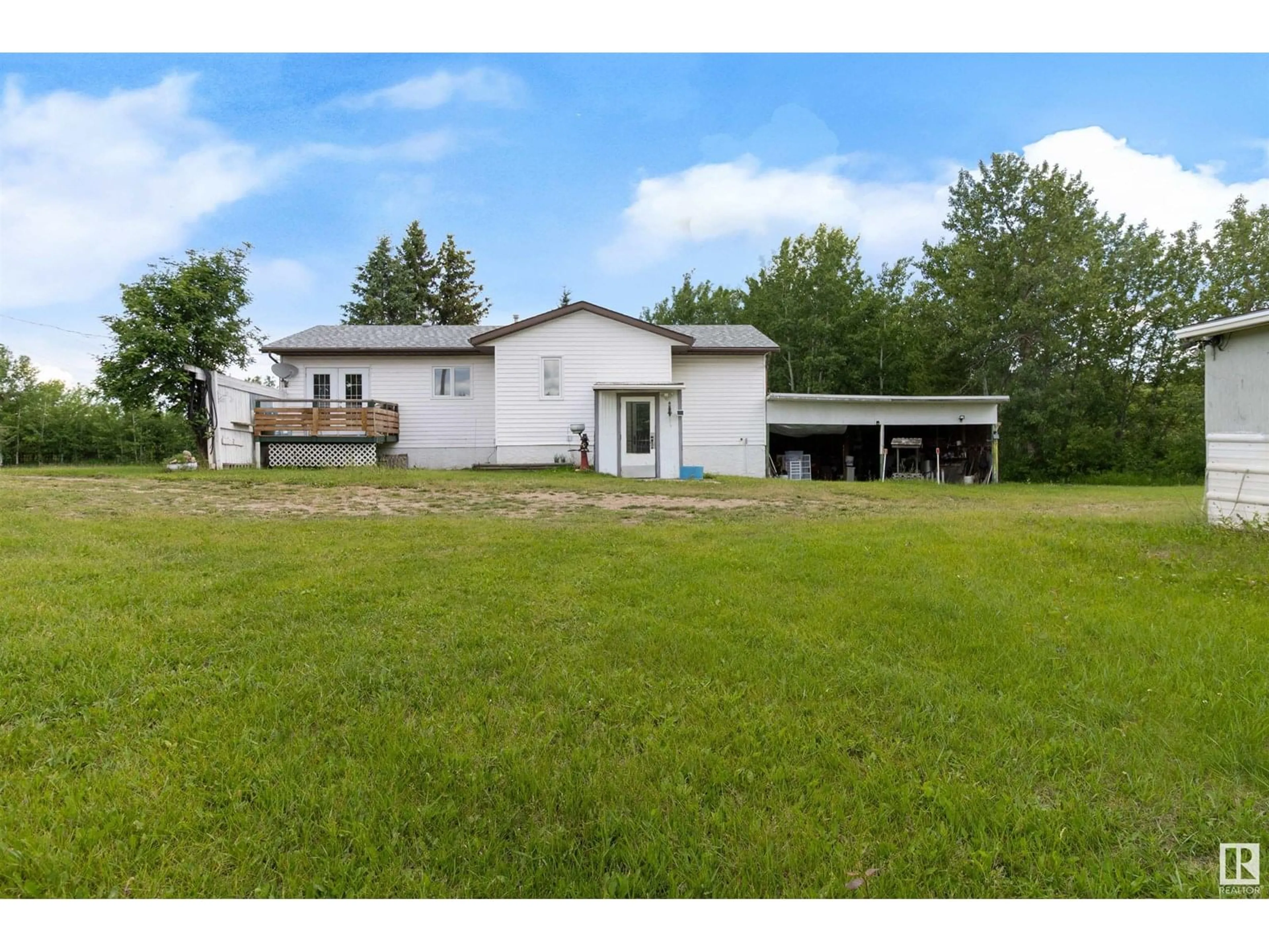 A pic from outside/outdoor area/front of a property/back of a property/a pic from drone, building for 20233 TWP ROAD 515 A, Rural Strathcona County Alberta T8G1G2