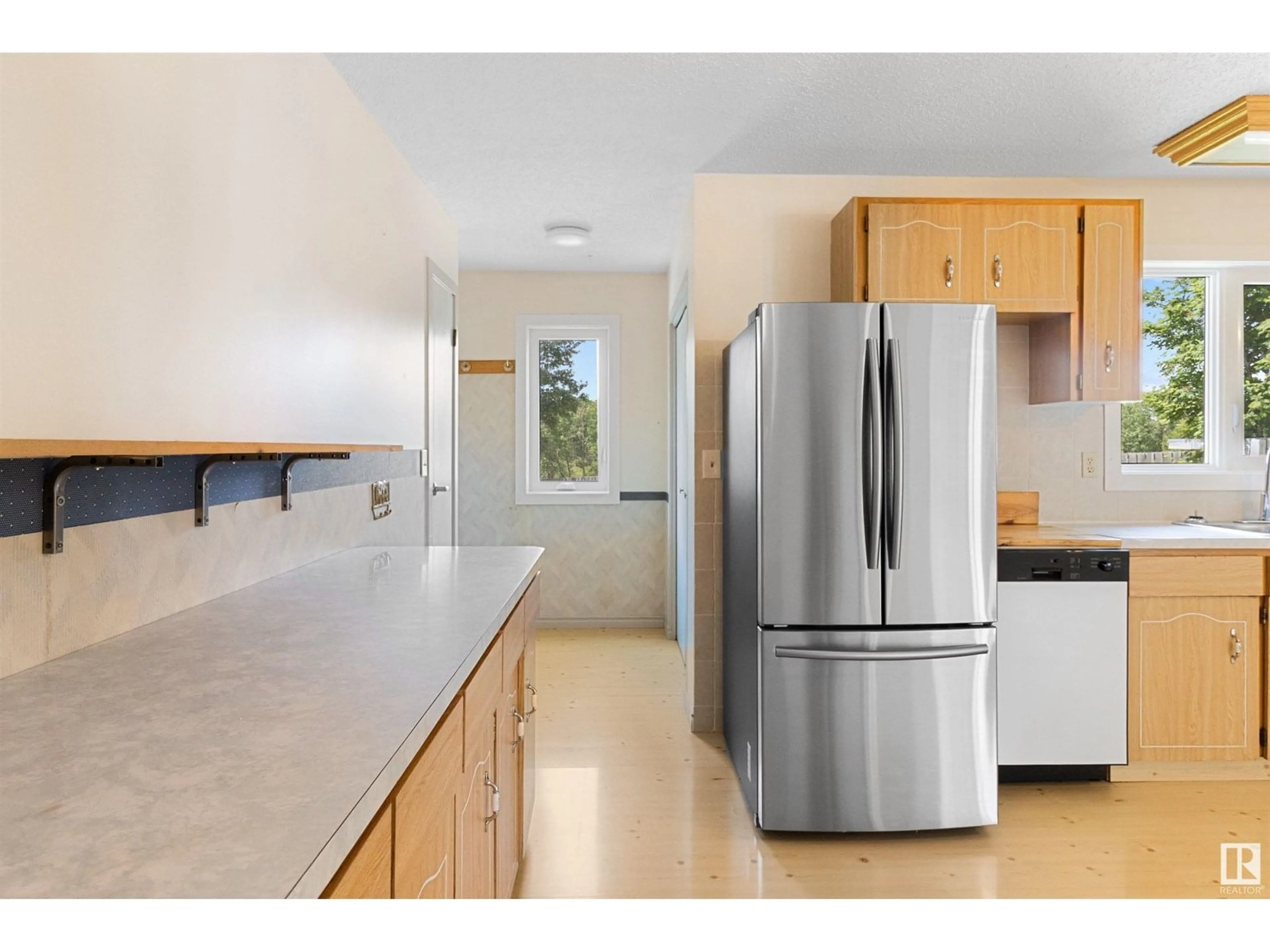 Standard kitchen, ceramic/tile floor for 20233 TWP ROAD 515 A, Rural Strathcona County Alberta T8G1G2