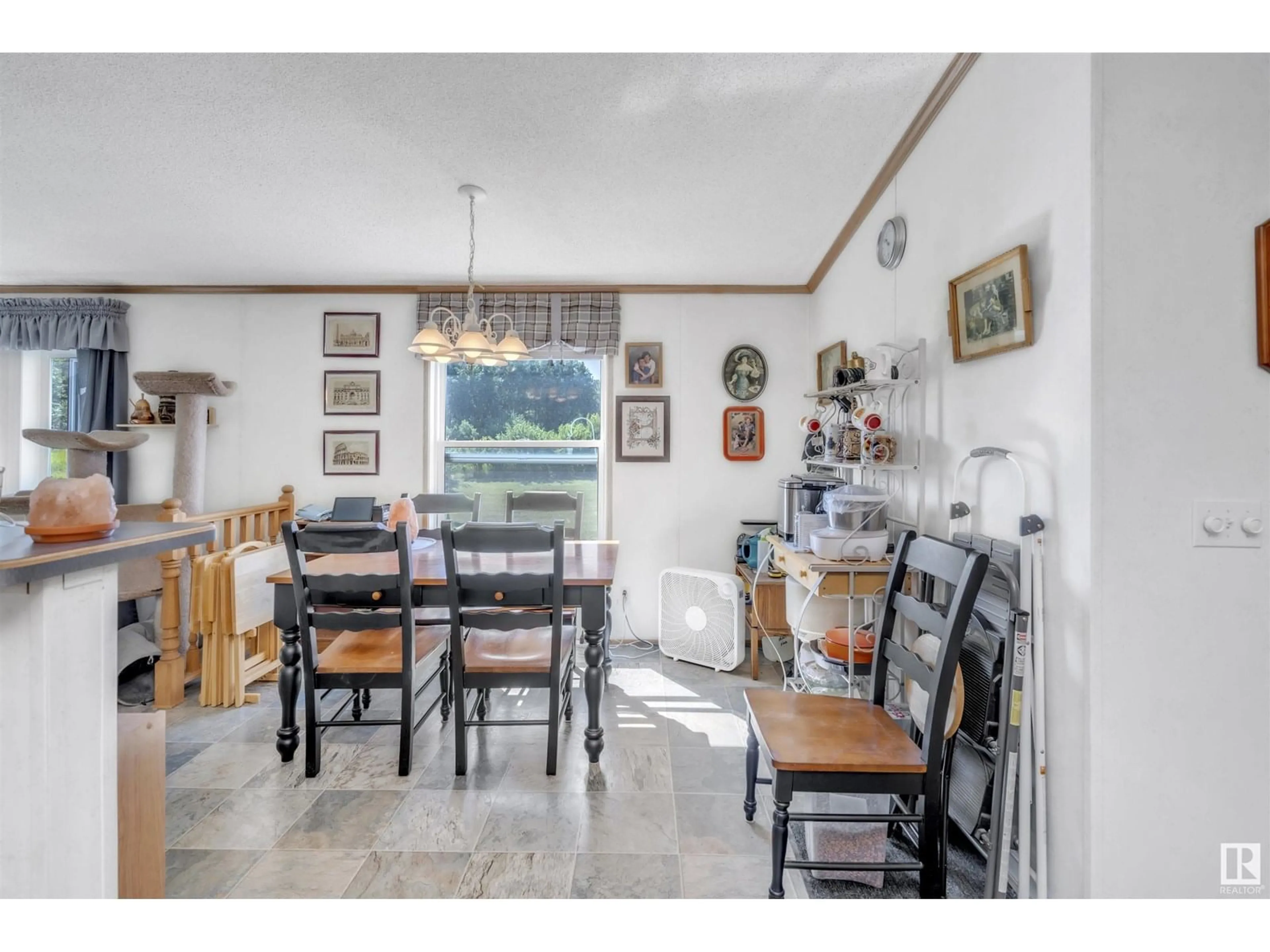 Dining room, ceramic/tile floor for 62330 RGE RD 413, Rural Bonnyville M.D. Alberta T9M1P2