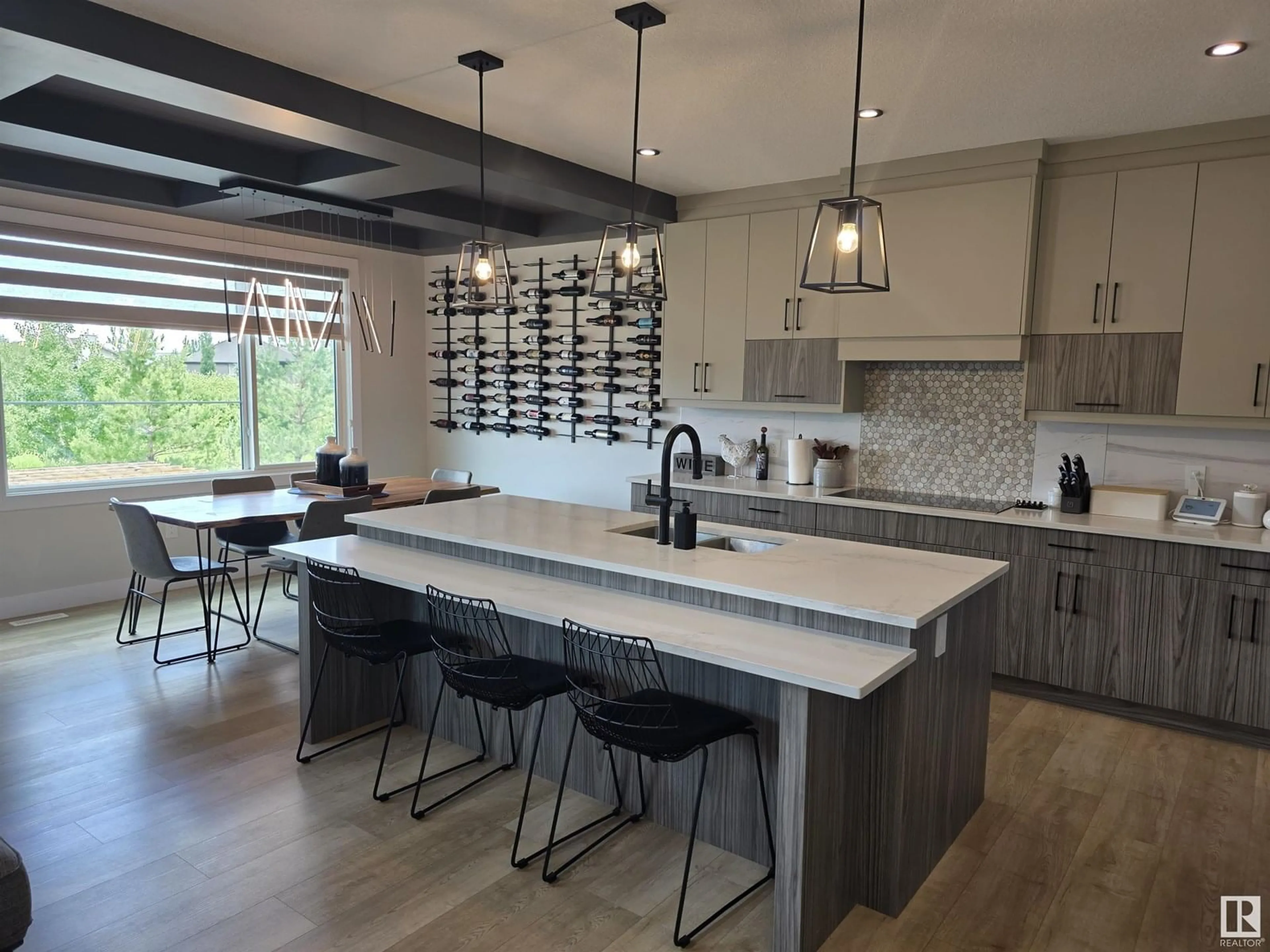 Open concept kitchen, unknown for 570 MEADOWVIEW DR, Fort Saskatchewan Alberta T8L0X1