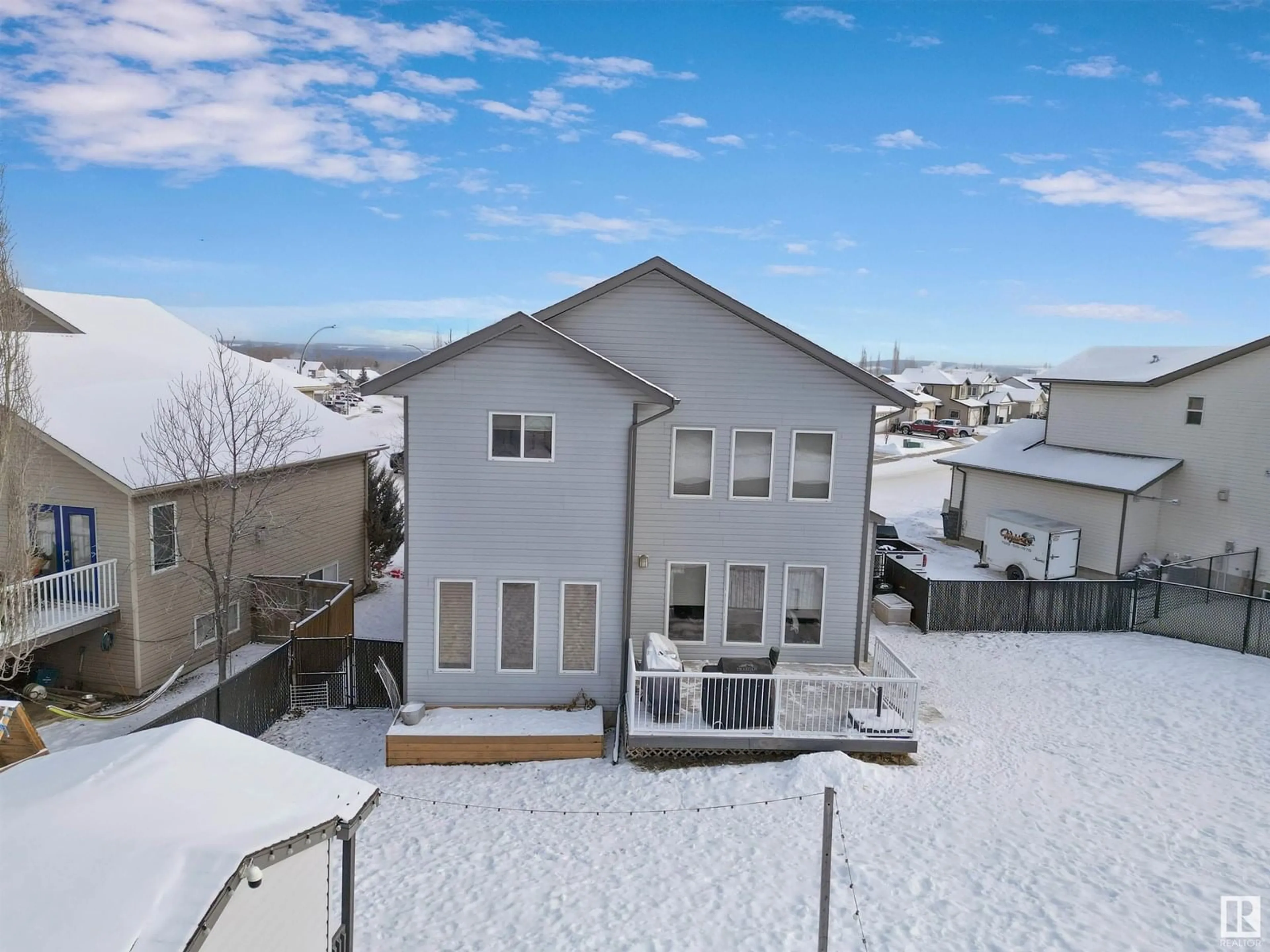 A pic from outside/outdoor area/front of a property/back of a property/a pic from drone, unknown for 4042 47 AVENUE, Drayton Valley Alberta T7A0A2