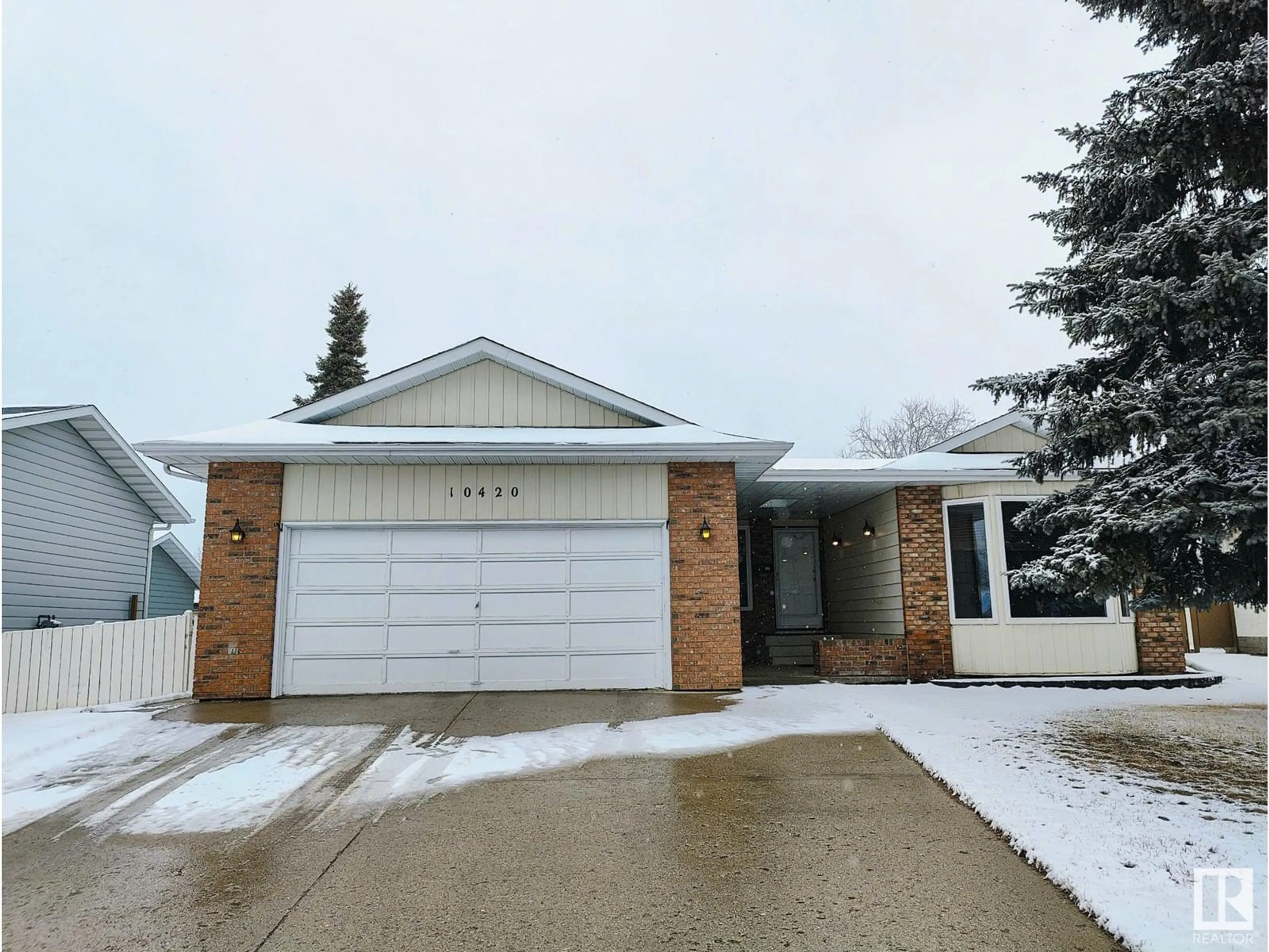 Unknown for 10420 18 AV, Edmonton Alberta T6J4Z7