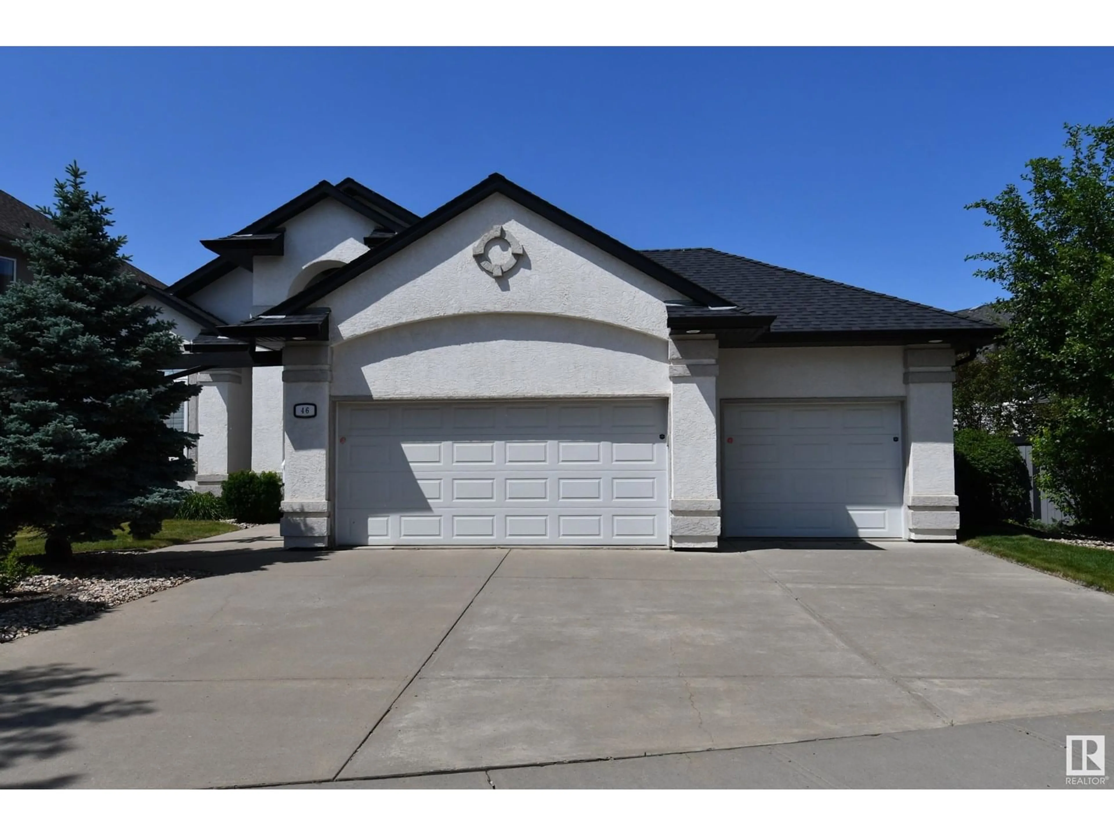 Indoor garage for 46 SHORES DR, Leduc Alberta T9E8N7