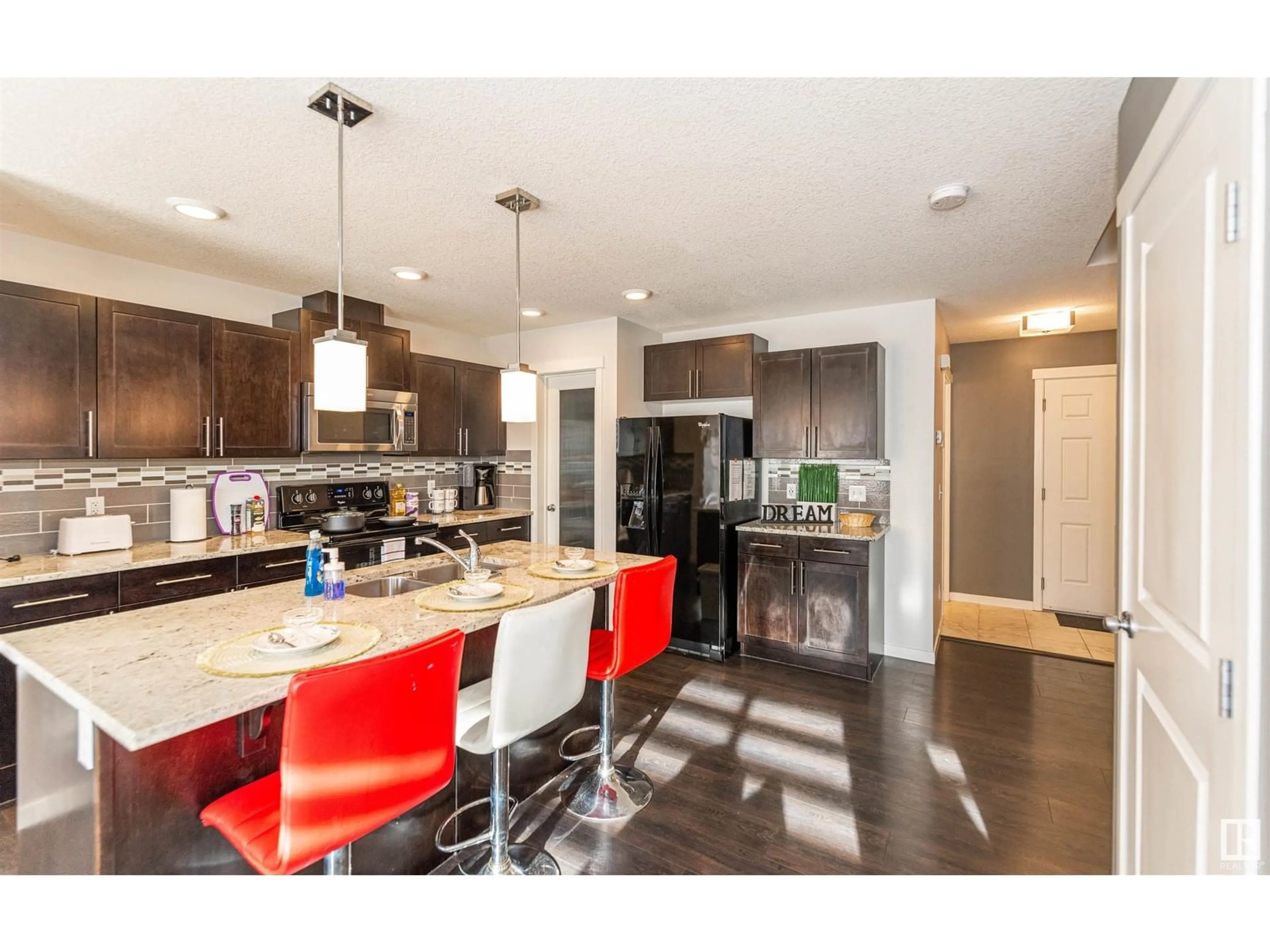Open concept kitchen, unknown for 5883 ANTHONY CR, Edmonton Alberta T6W3H4