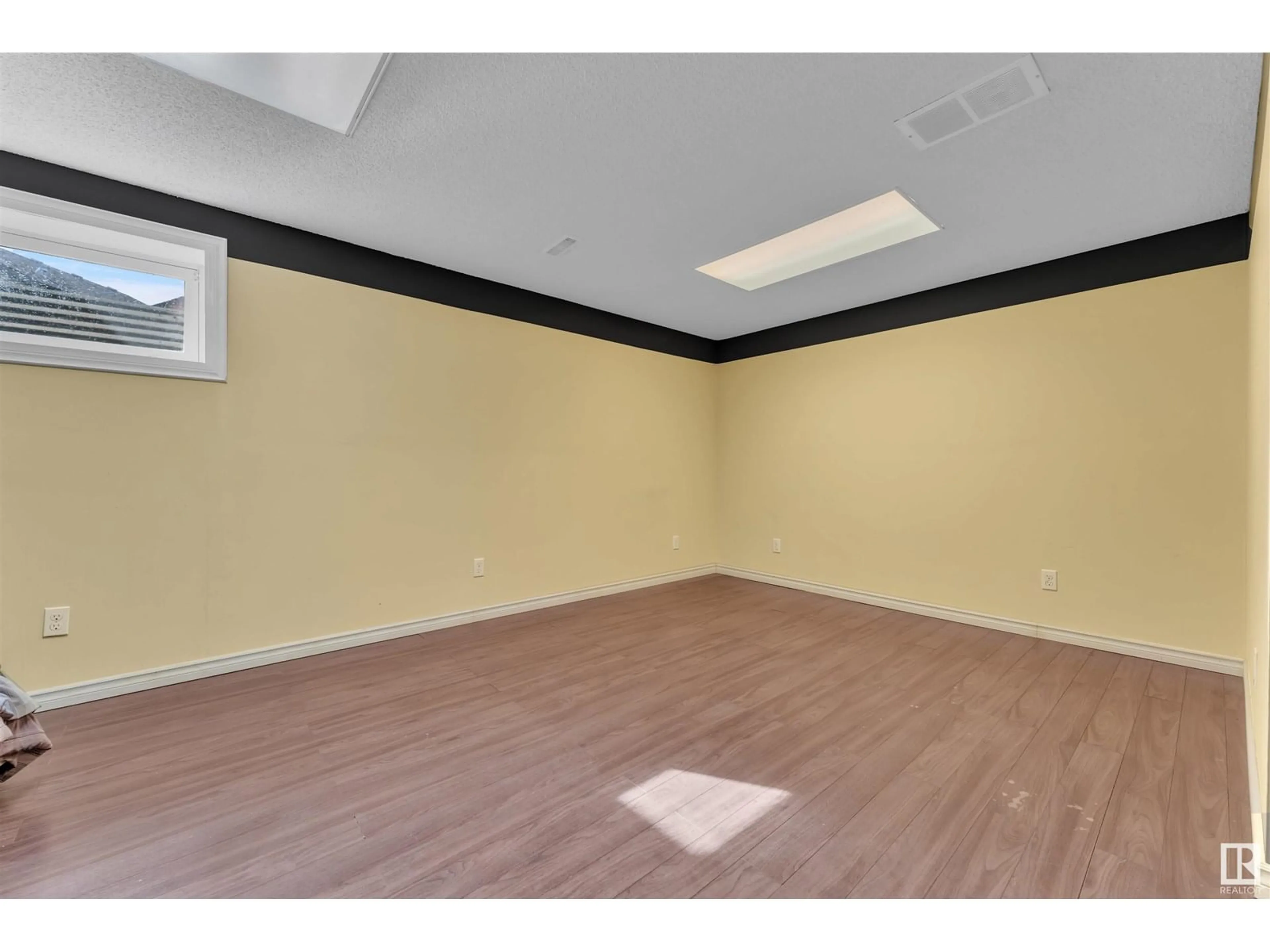 A pic of a room for SW - 108 53 ST, Edmonton Alberta T6X0W9