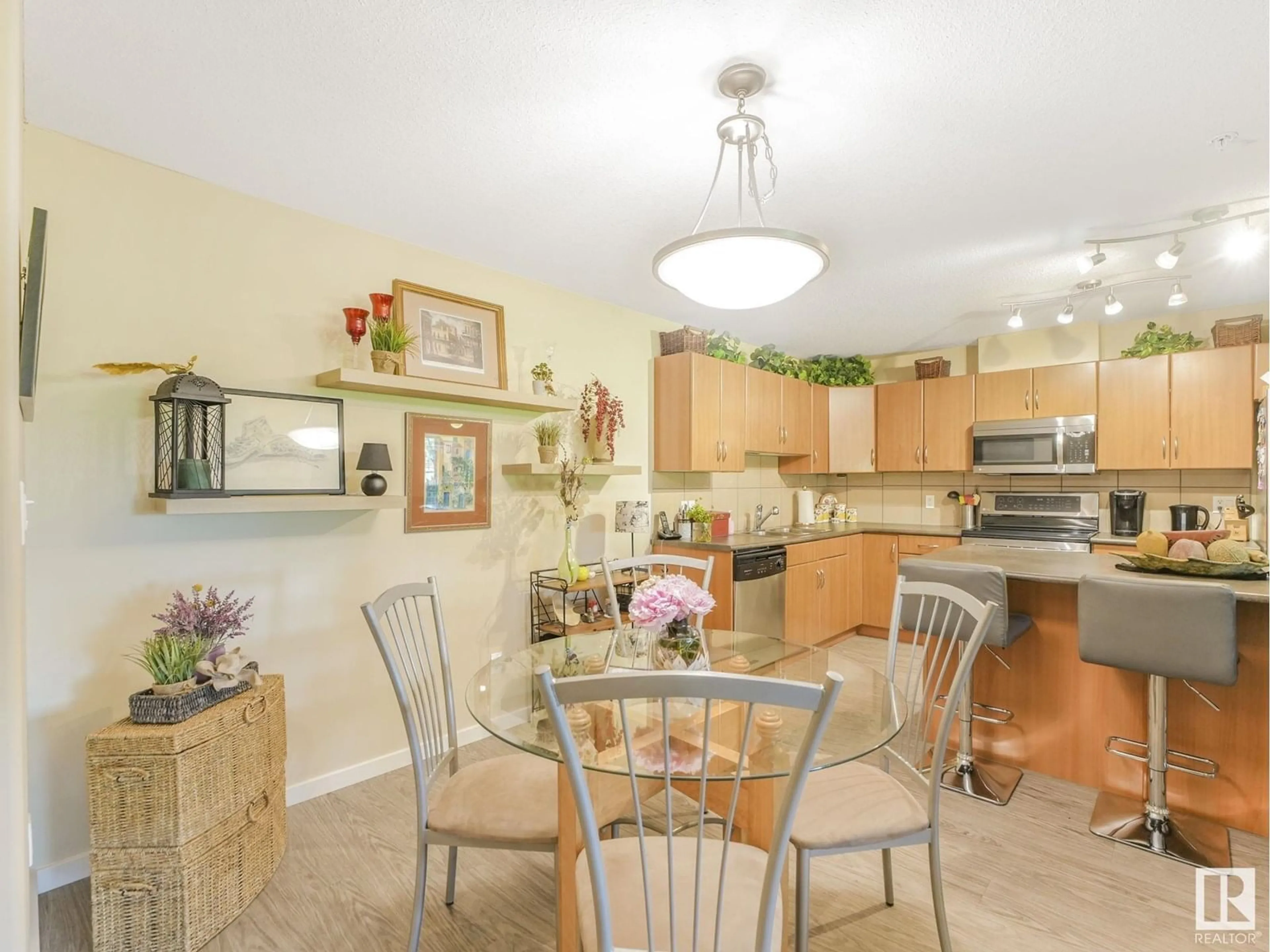 Open concept kitchen, unknown for 278 - 119 SUDER GREENS DR, Edmonton Alberta T5T6V6
