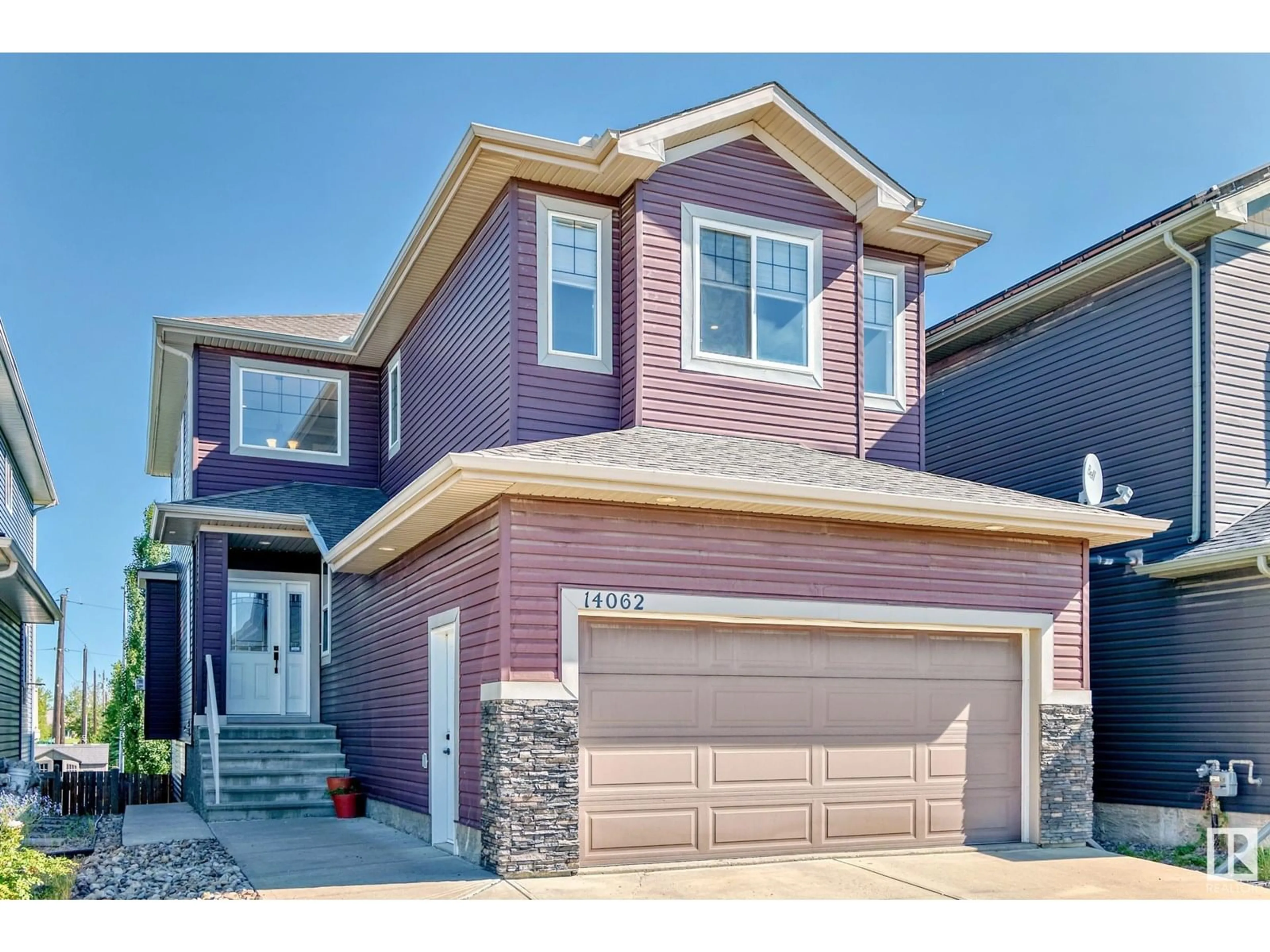 Home with vinyl exterior material, street for 14062 161A AV, Edmonton Alberta T6V0J3