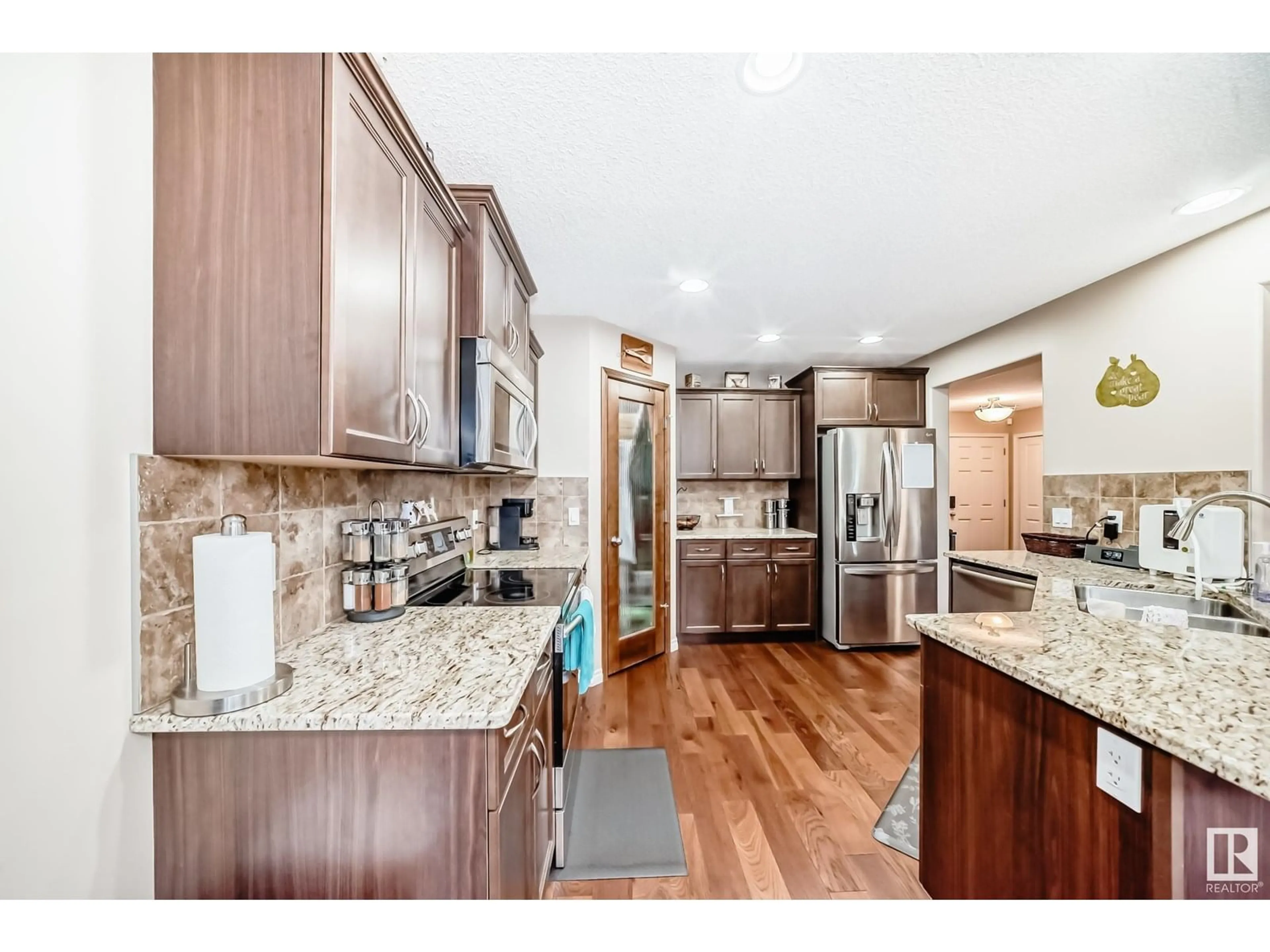 Open concept kitchen, unknown for 234 SILVERSTONE CR, Stony Plain Alberta T7Z0E8