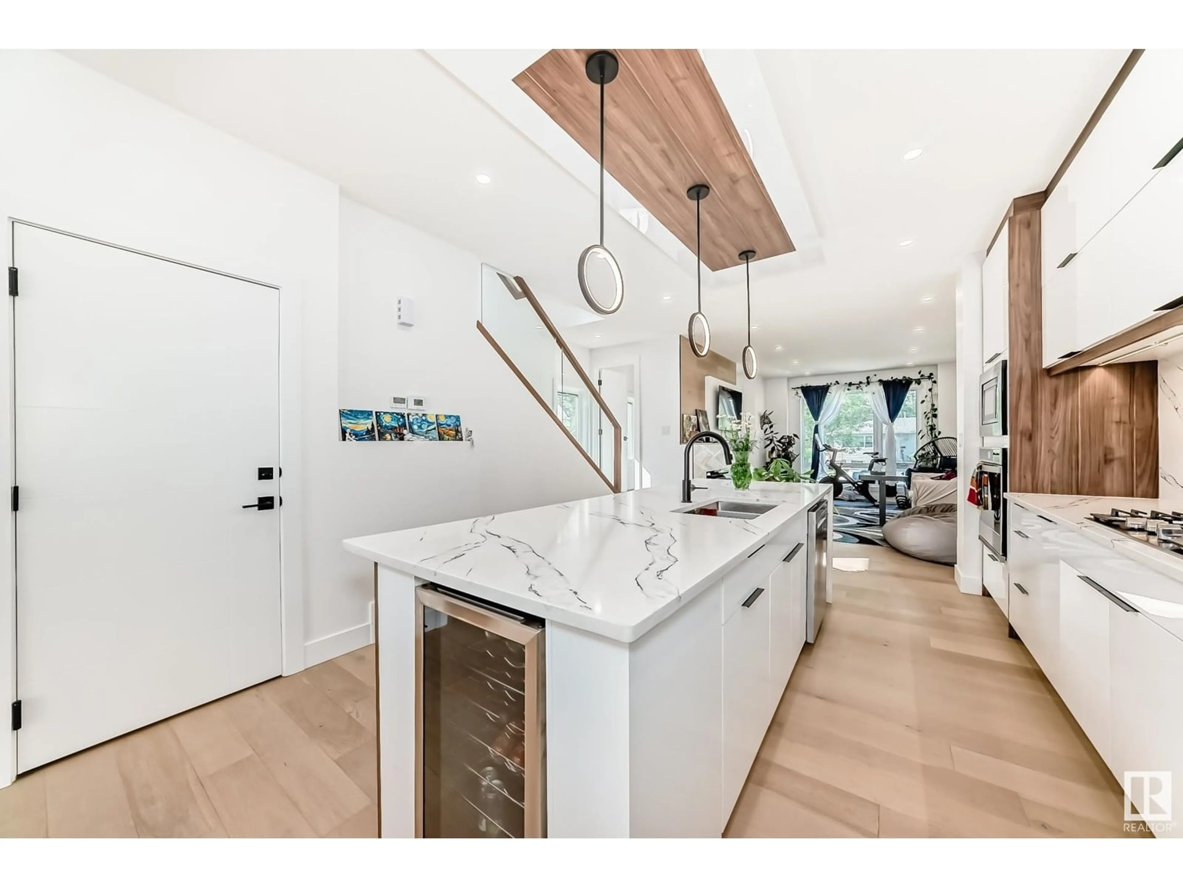 Open concept kitchen, unknown for 11537 80 AV, Edmonton Alberta T6G0R7