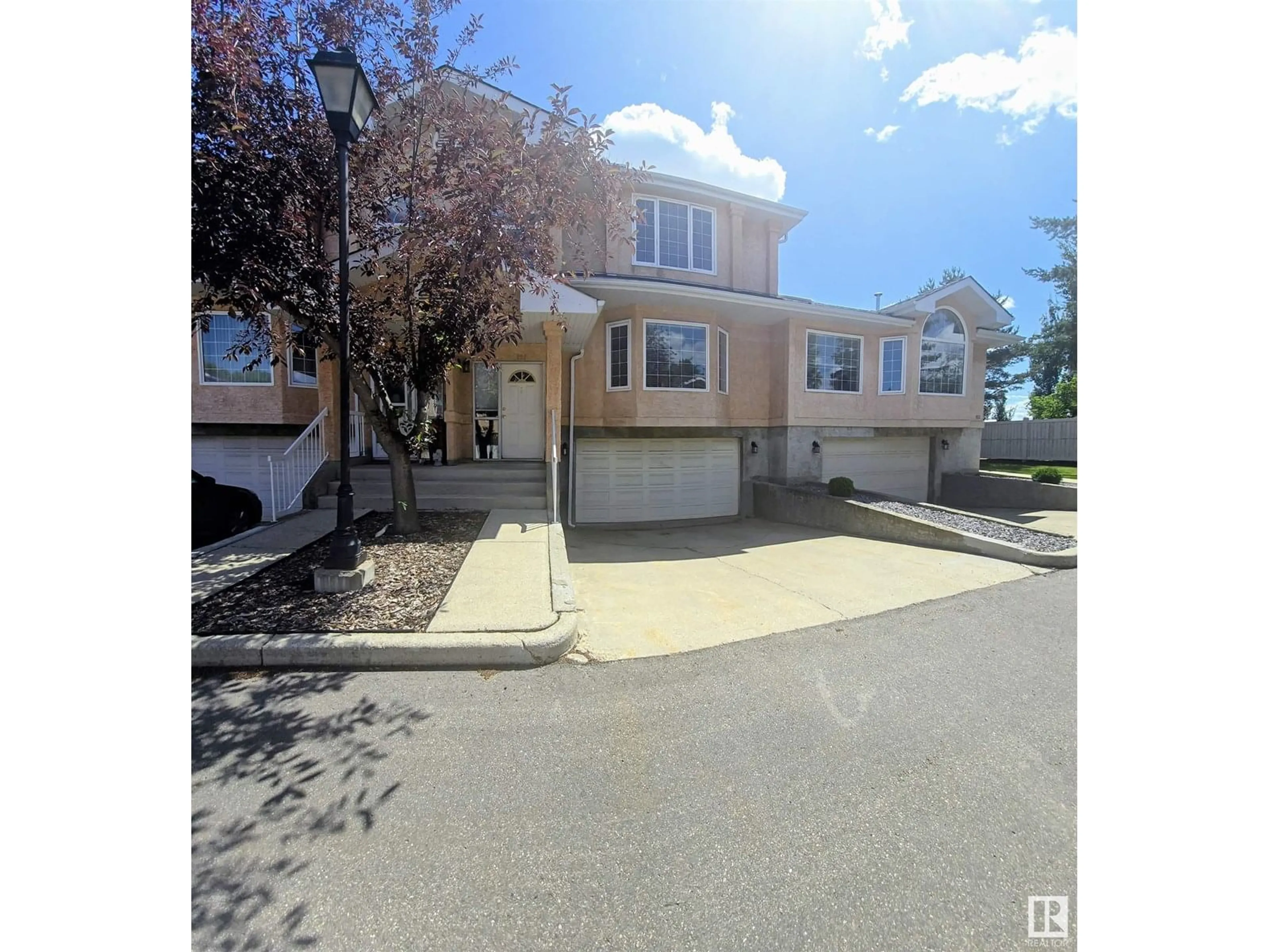 A pic from outside/outdoor area/front of a property/back of a property/a pic from drone, street for 121 11115 9 AV, Edmonton Alberta T6J6Z1