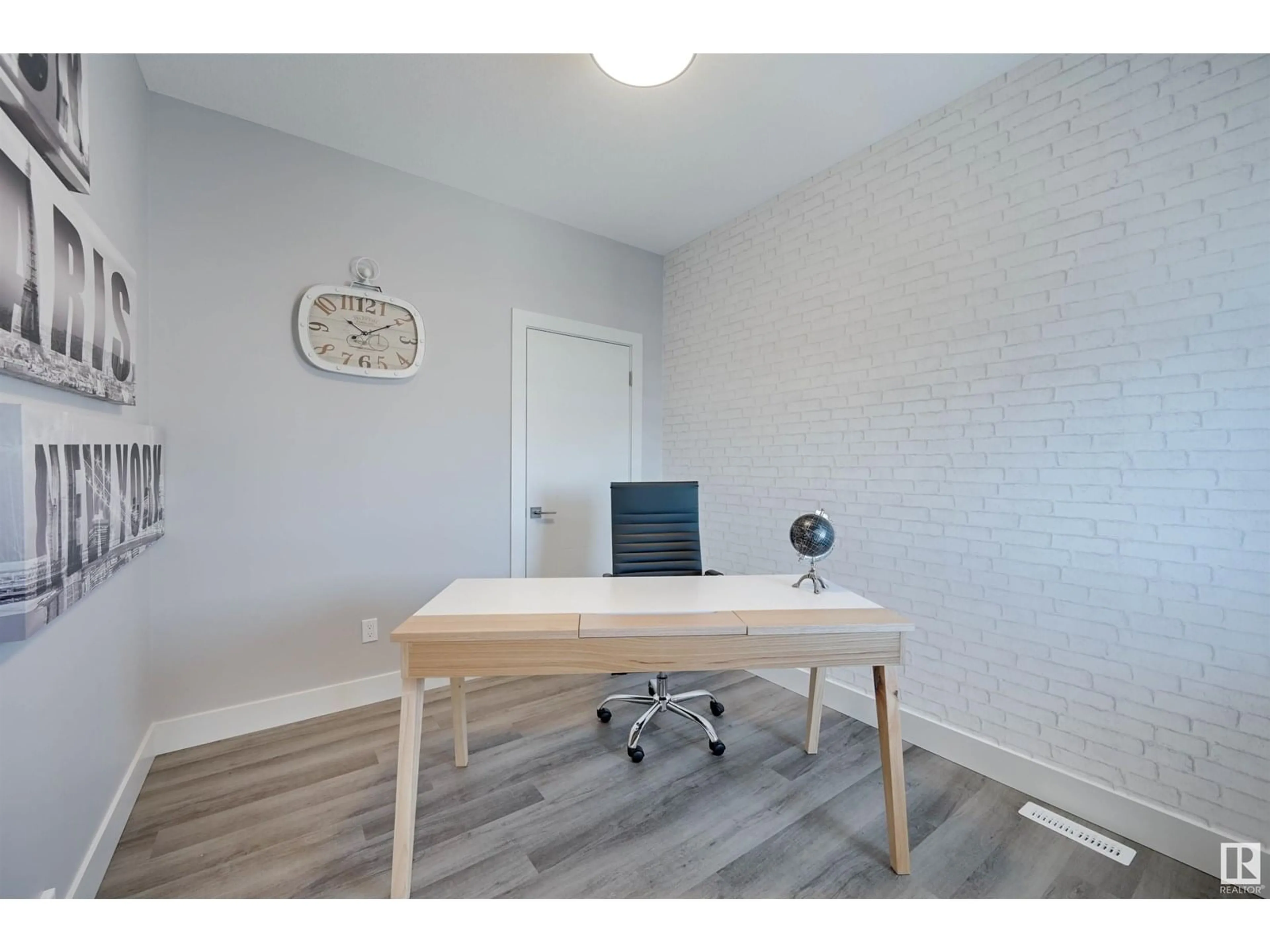 A pic of a room for 1543 SISKIN LINK, Edmonton Alberta T5S0T9