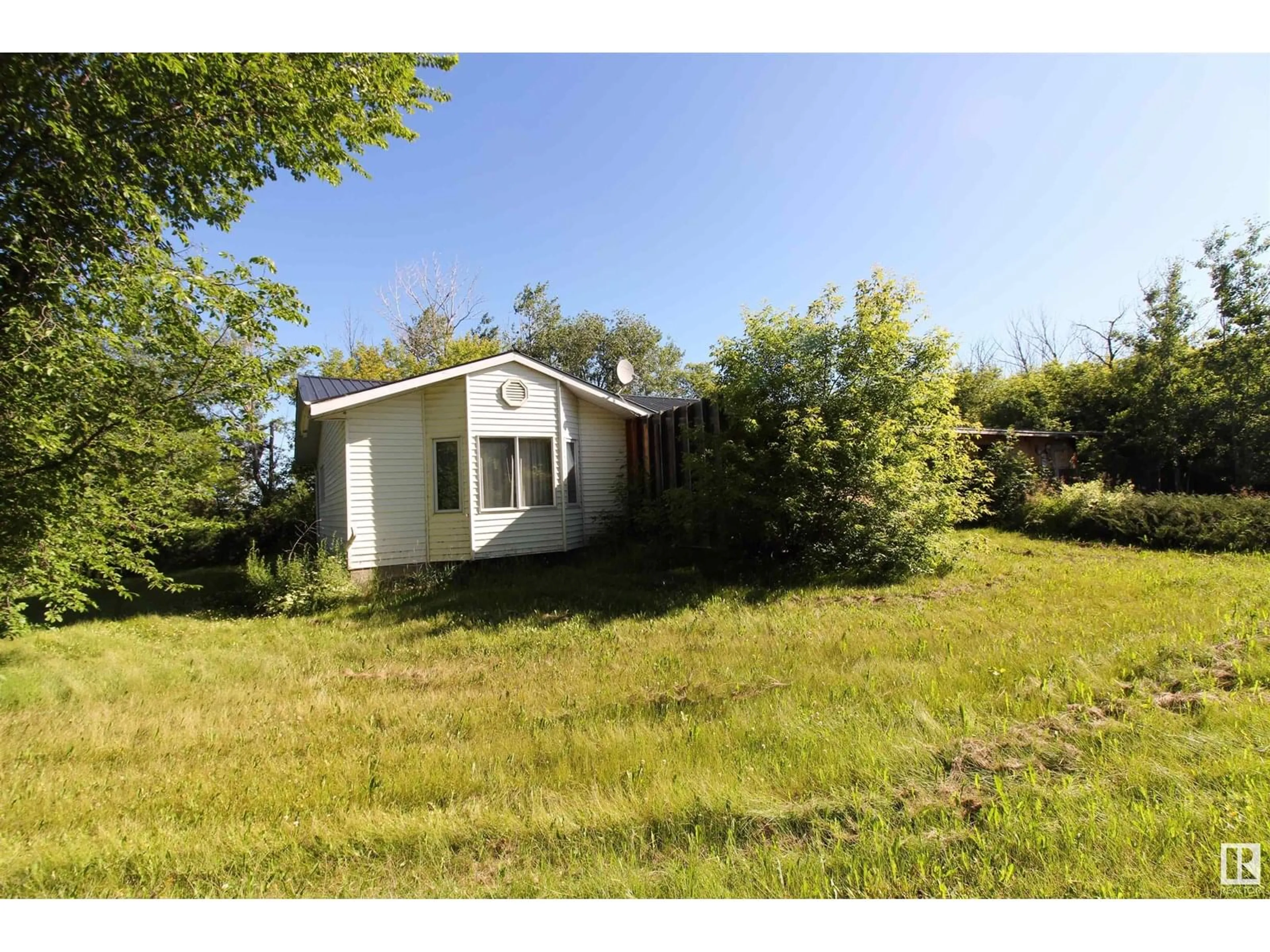 Shed for 59211 HWY 2, Rural Westlock County Alberta T0G0P0