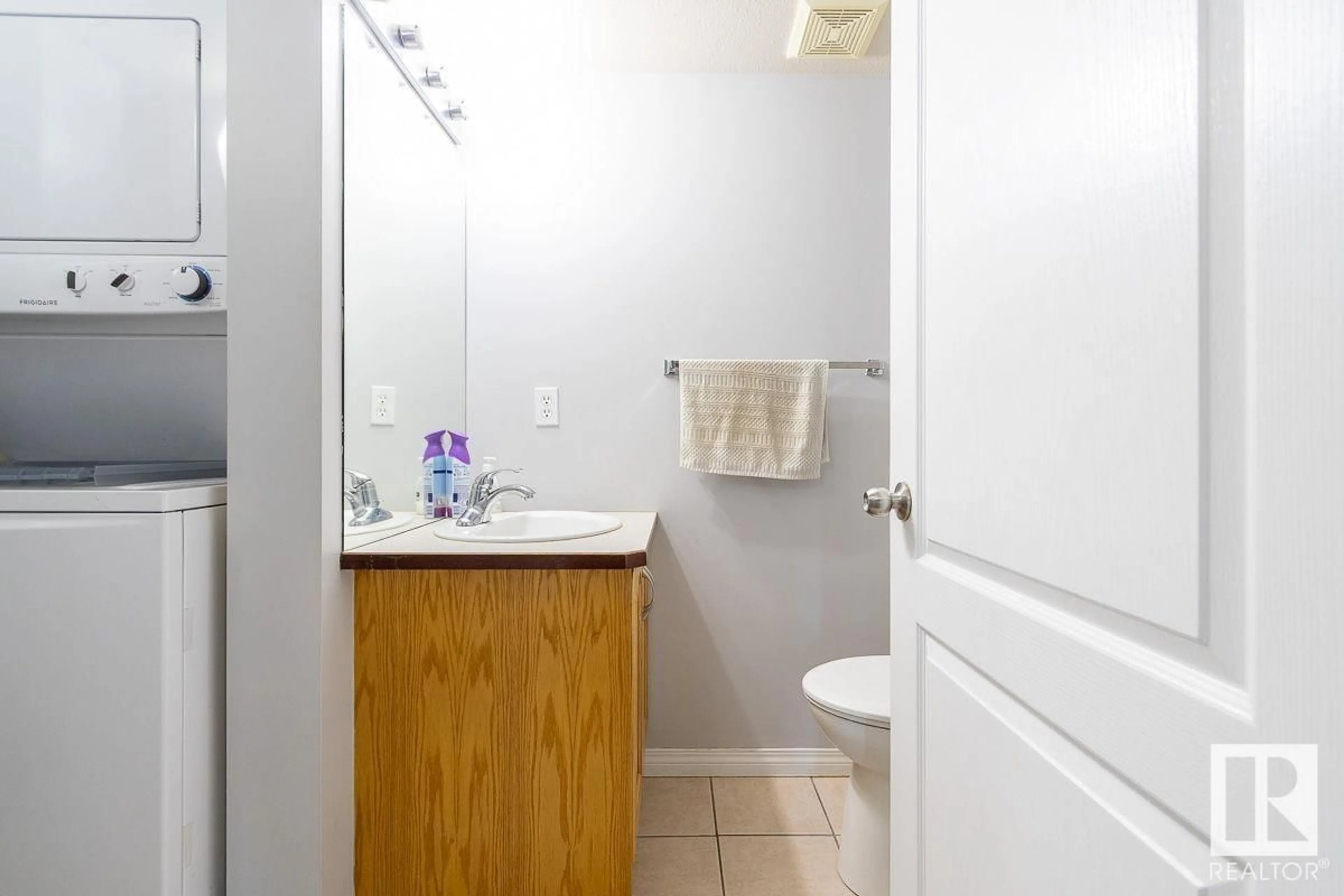 Standard bathroom, unknown for #52 - 2505 42 ST, Edmonton Alberta T6L7G8