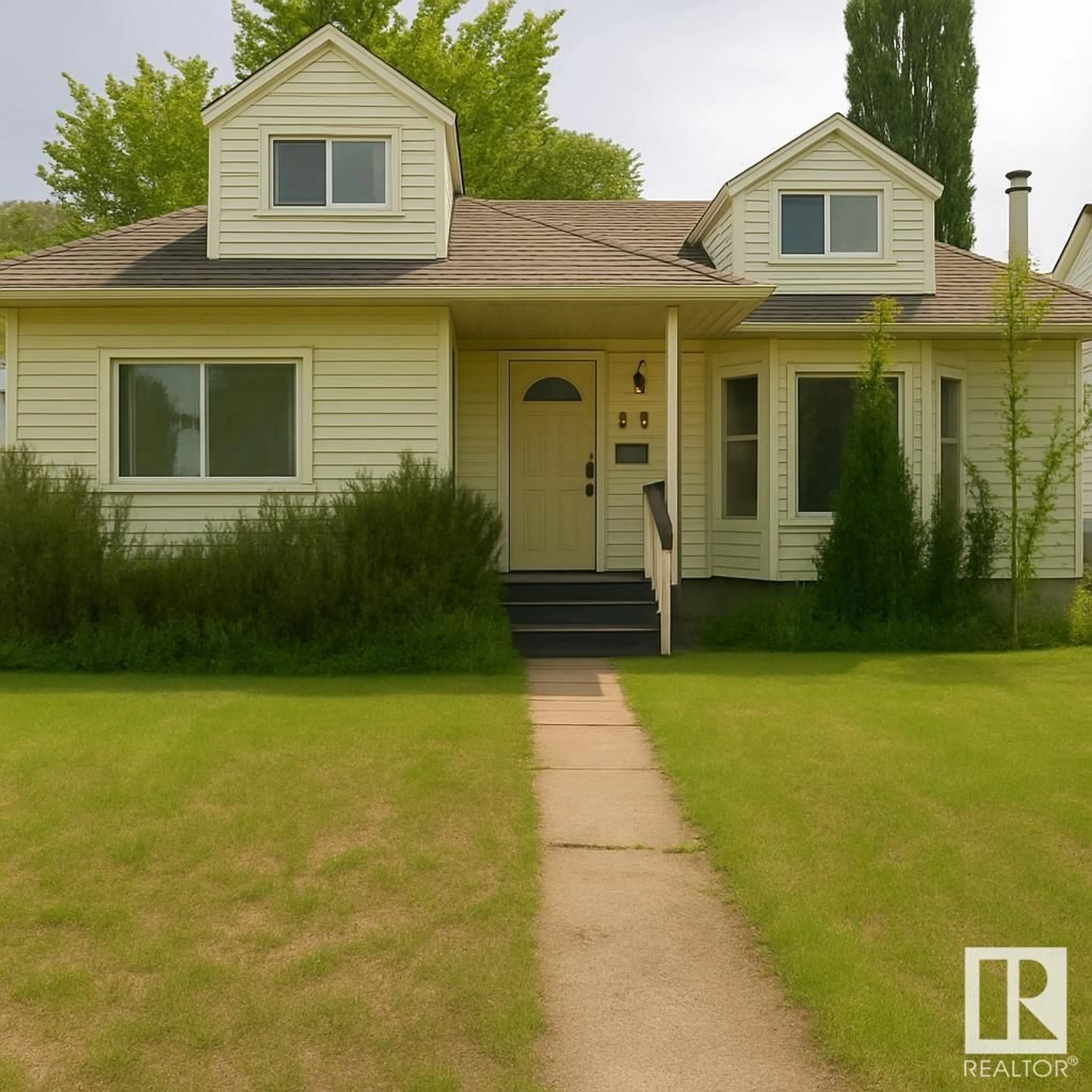 Home with vinyl exterior material, street for 8935 117 ST, Edmonton Alberta T6G1R8