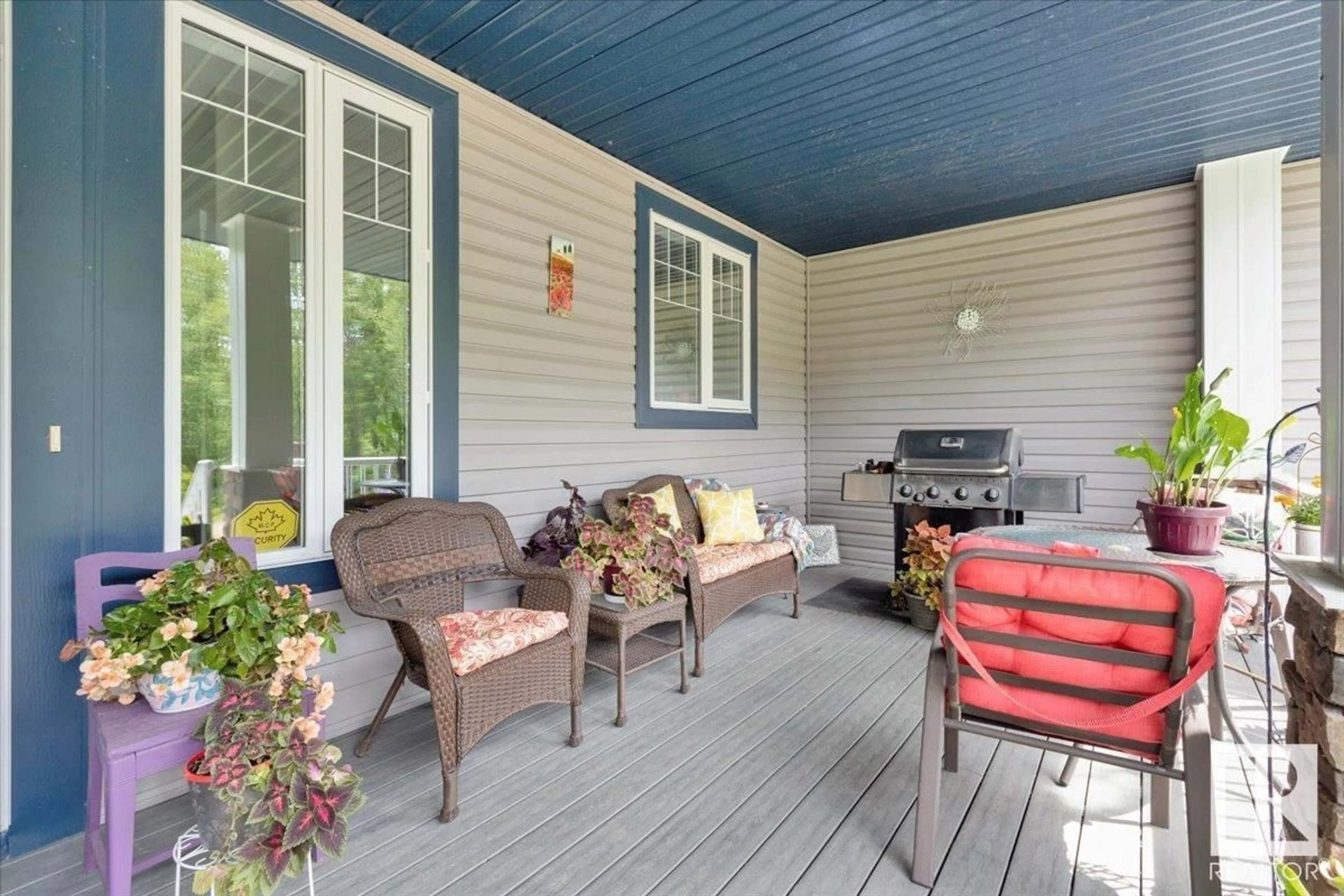 Patio, unknown for 56503 - 49 RGE RD 231, Rural Sturgeon County Alberta T0A1N4