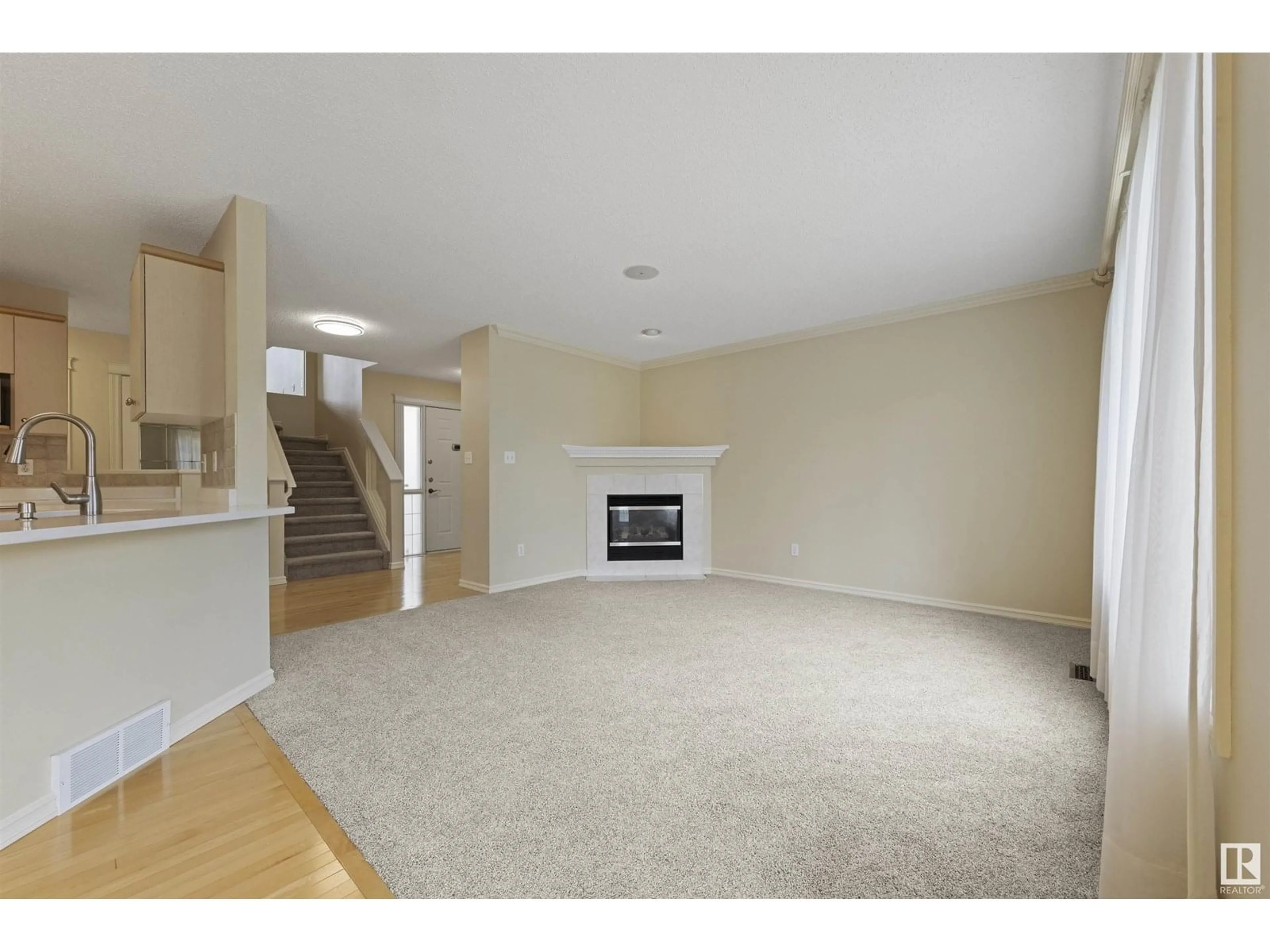 Unknown for 634 GLENWRIGHT CR, Edmonton Alberta T5T6K6