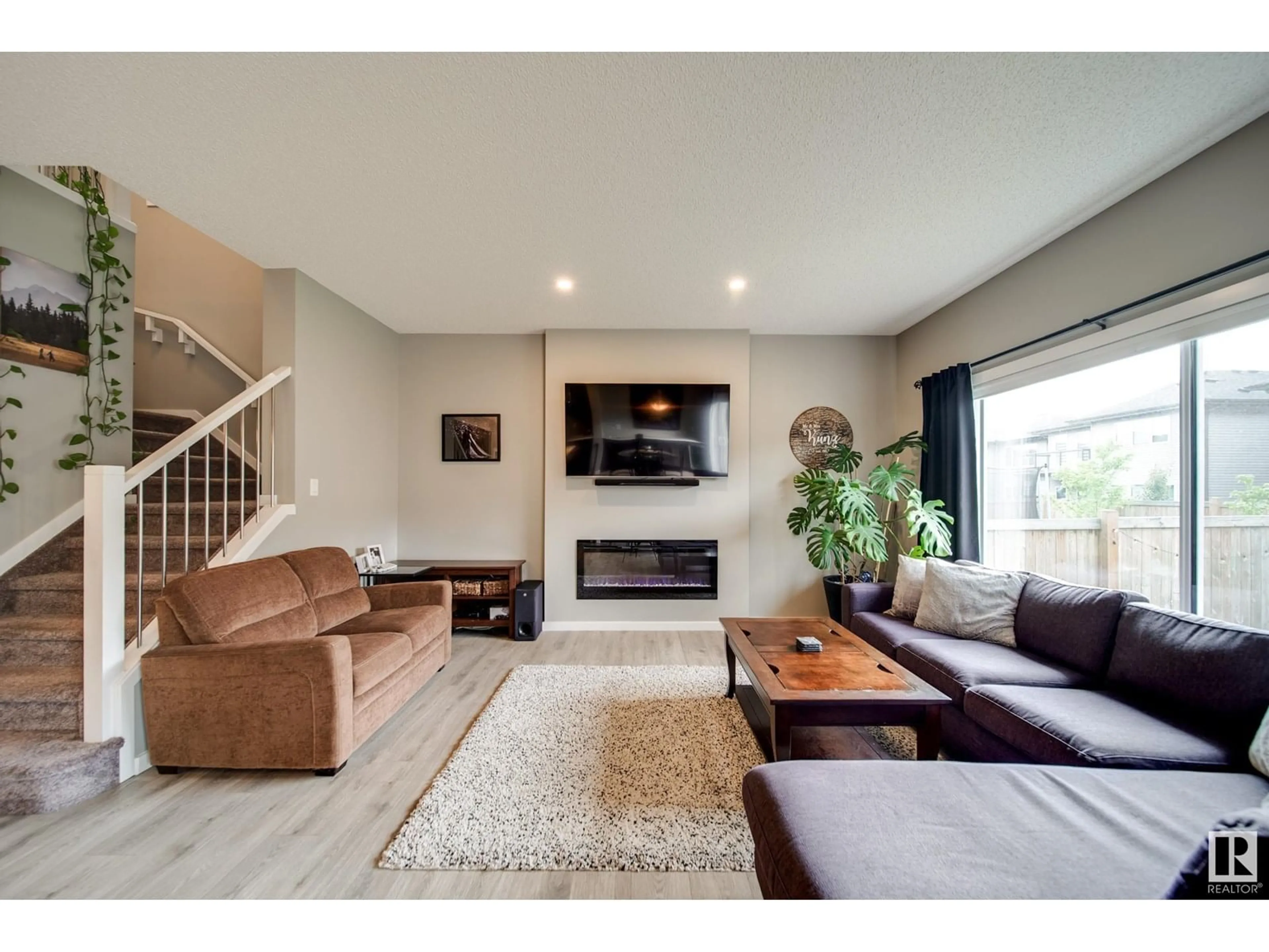 Living room with furniture, unknown for NW - 7527 174 AV, Edmonton Alberta T5Z0J7