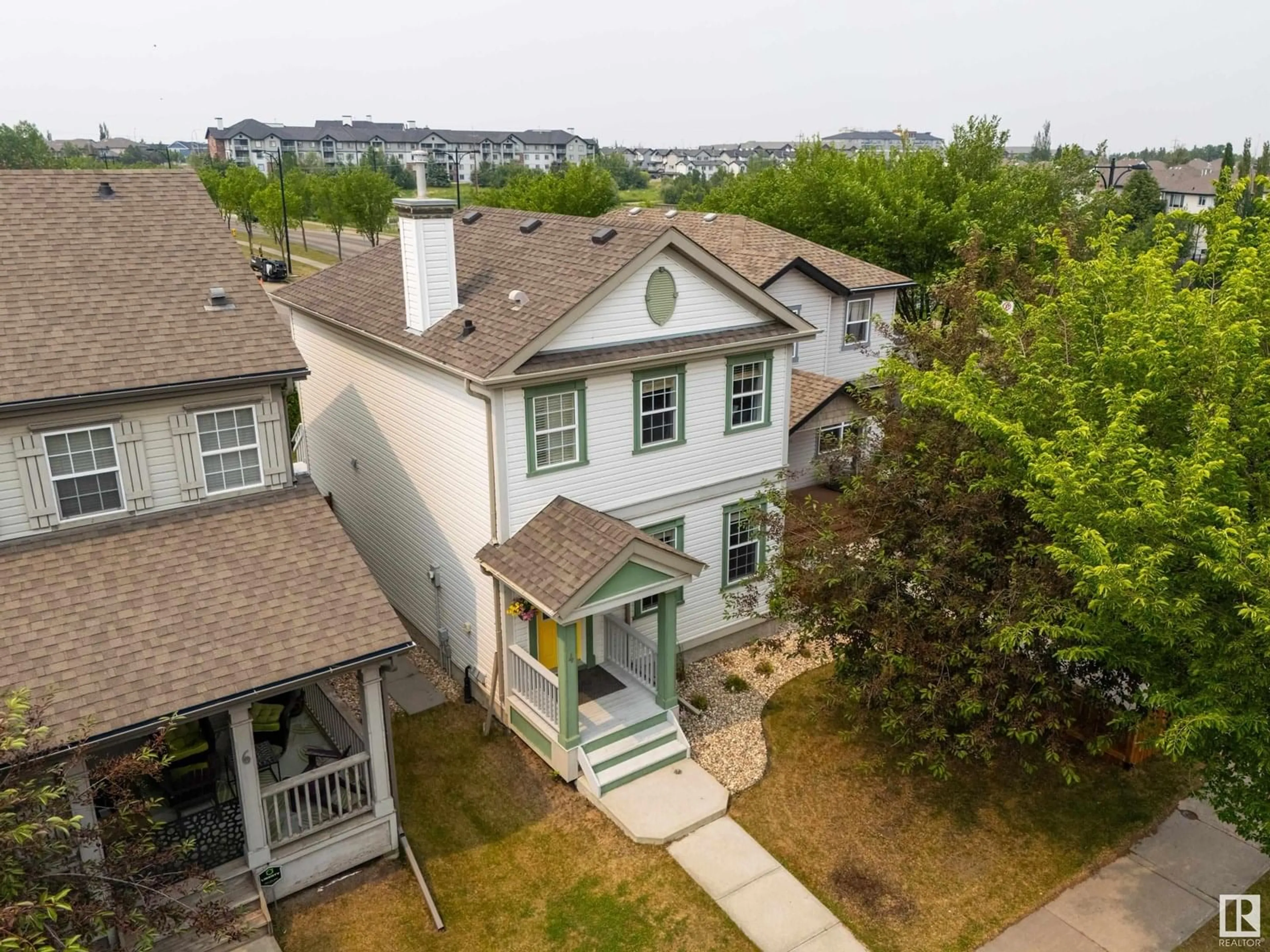 A pic from outside/outdoor area/front of a property/back of a property/a pic from drone, city buildings view from balcony for 4 SUMMERLAND WY, Sherwood Park Alberta T8H2P2