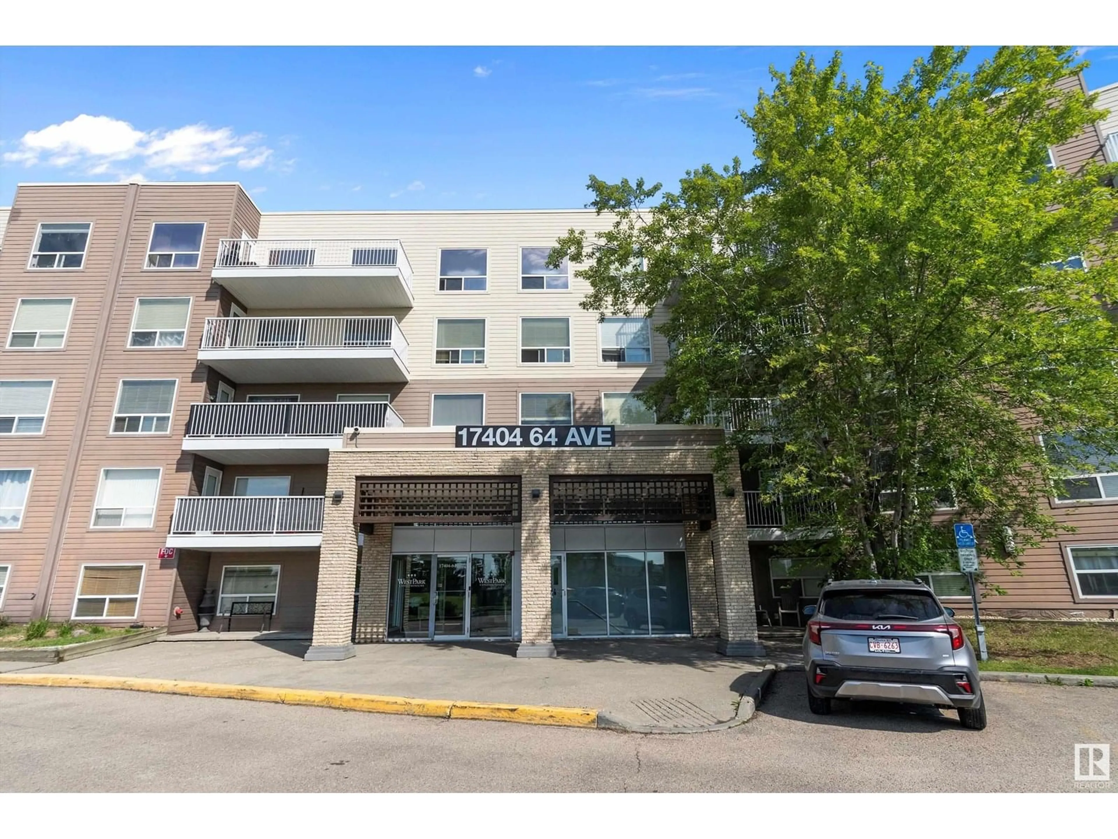 Unknown for 326 17404 64 AV NW, Edmonton Alberta T5T6X4