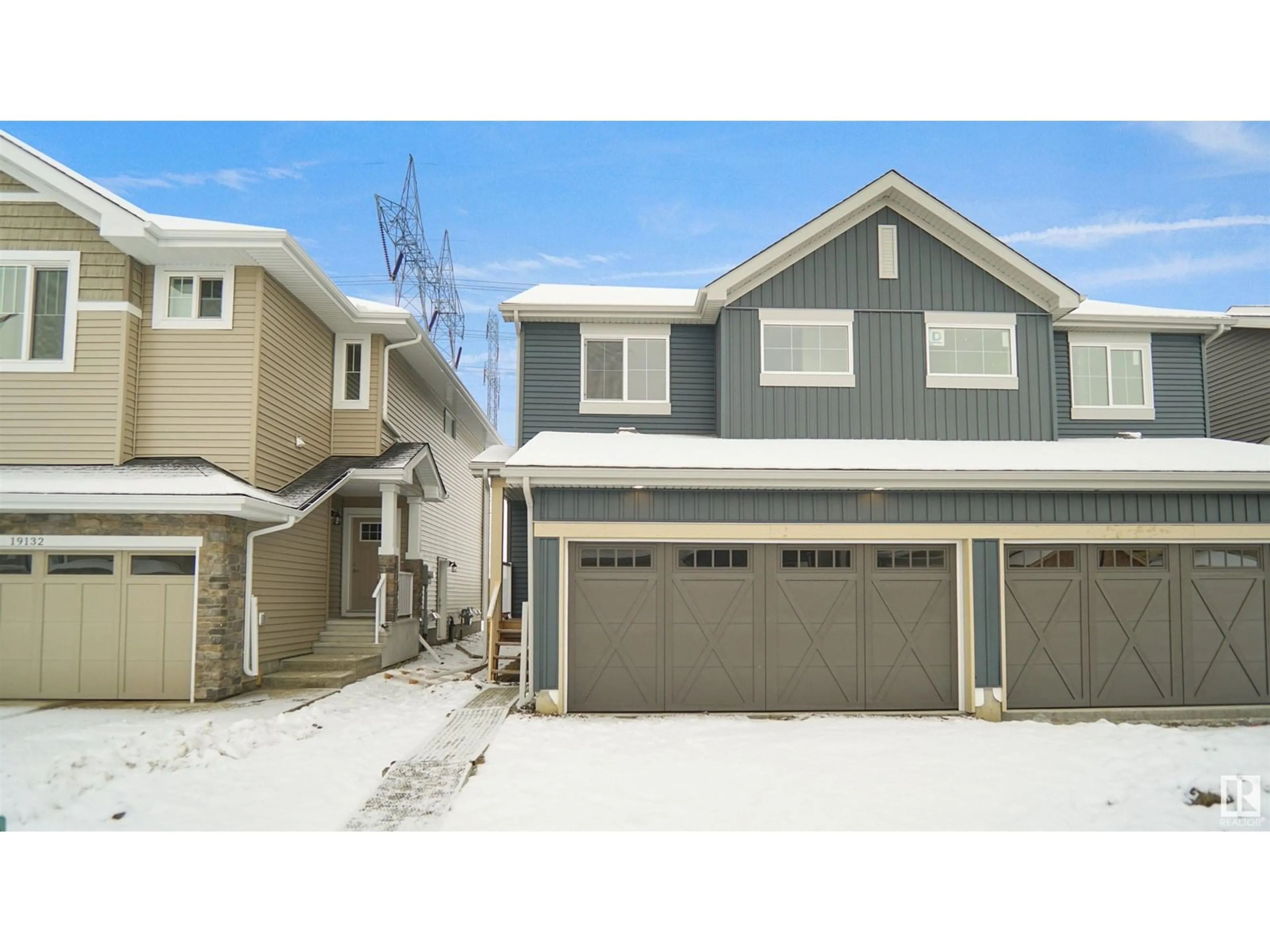 Home with vinyl exterior material, street for 19014 29 AV, Edmonton Alberta T6M3C3