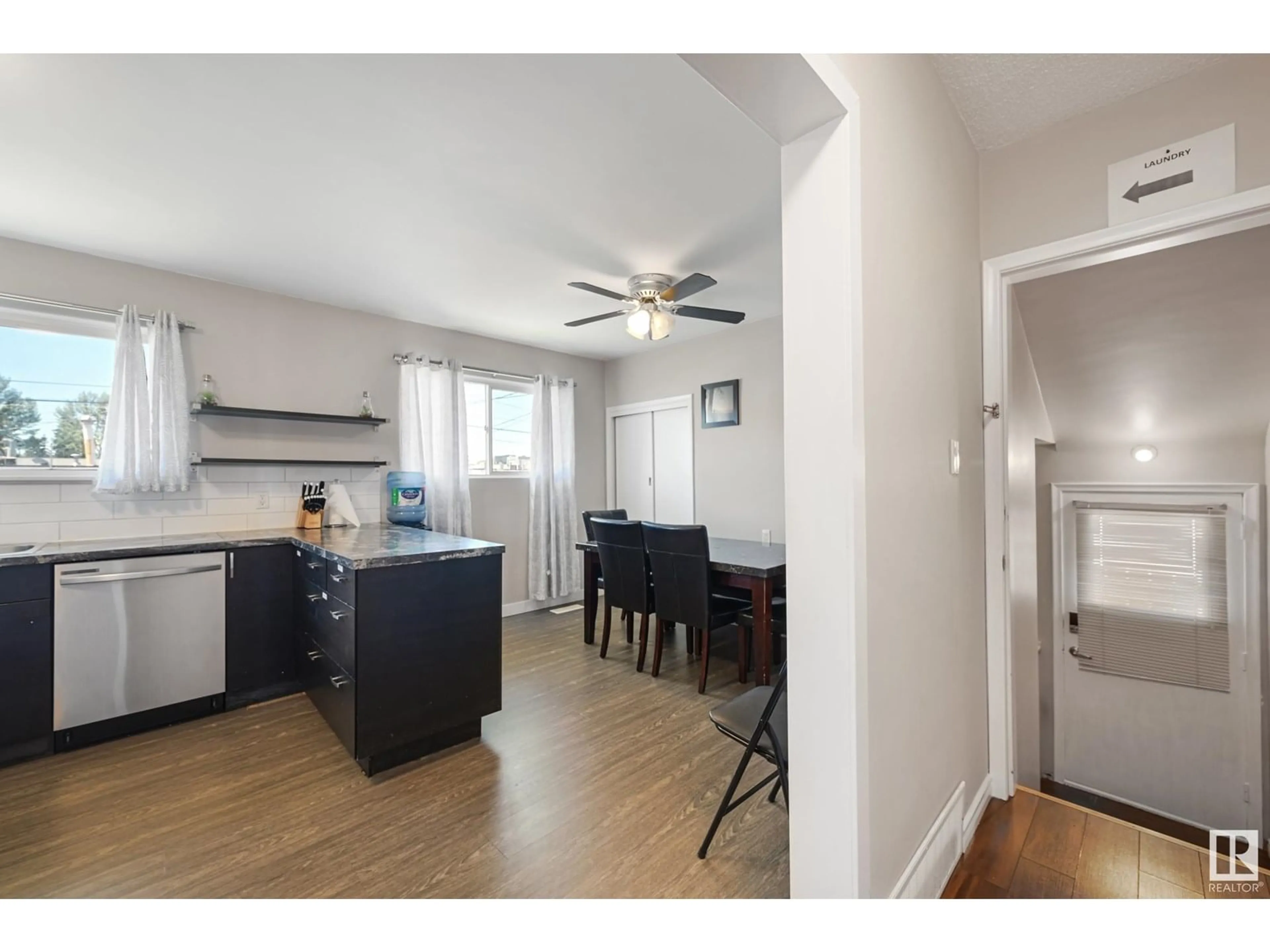 Unknown for 12926 96 ST, Edmonton Alberta T5E4B1