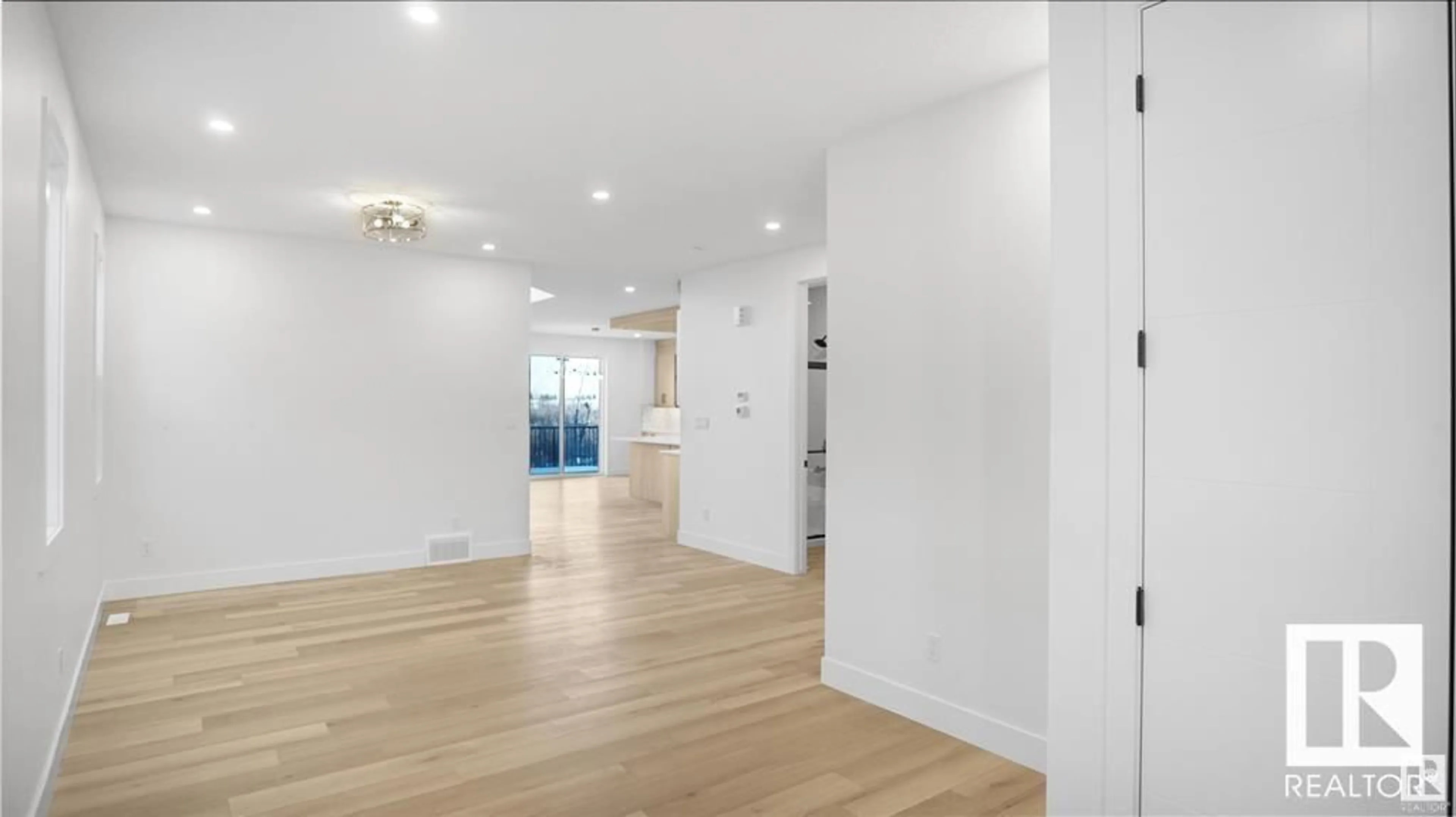 Indoor foyer for SW - 1339 155 ST, Edmonton Alberta T6W5J5