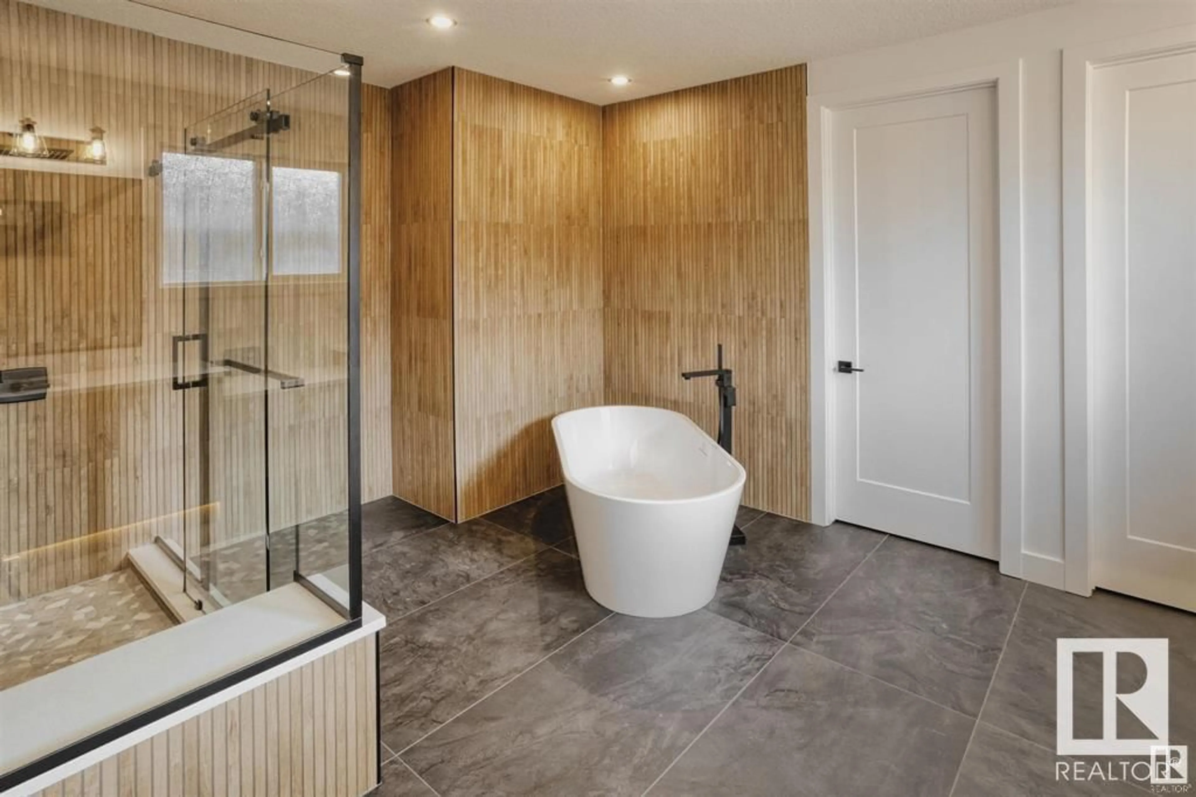 Contemporary bathroom, ceramic/tile floor for 63 JUBILATION DR, St. Albert Alberta T8N7W7