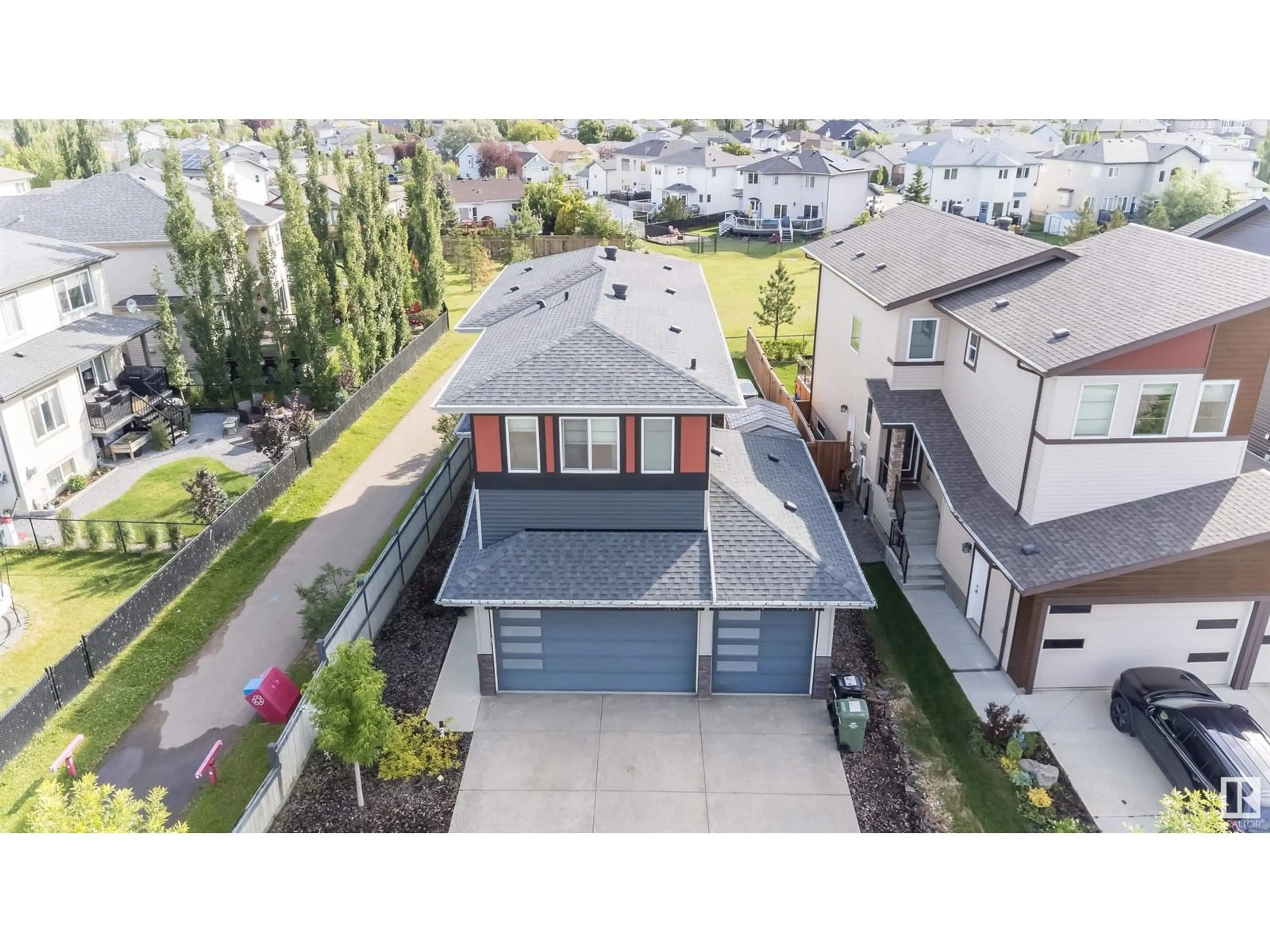 A pic from outside/outdoor area/front of a property/back of a property/a pic from drone, street for 24 MCKENZIE CL, Leduc Alberta T9E0P2