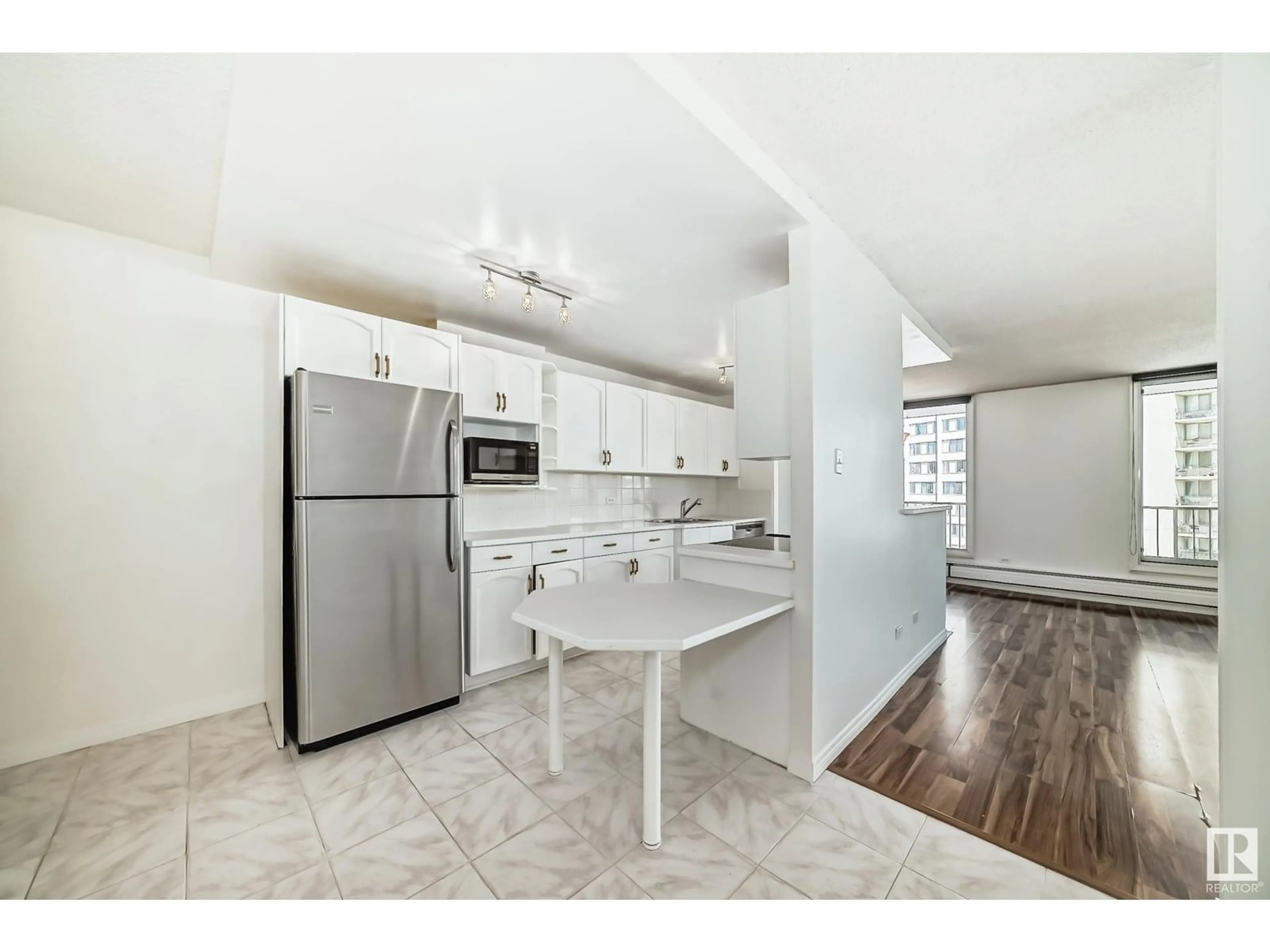 Unknown for #406 - 10135 SASKATCHEWAN DR, Edmonton Alberta T6E4Y9