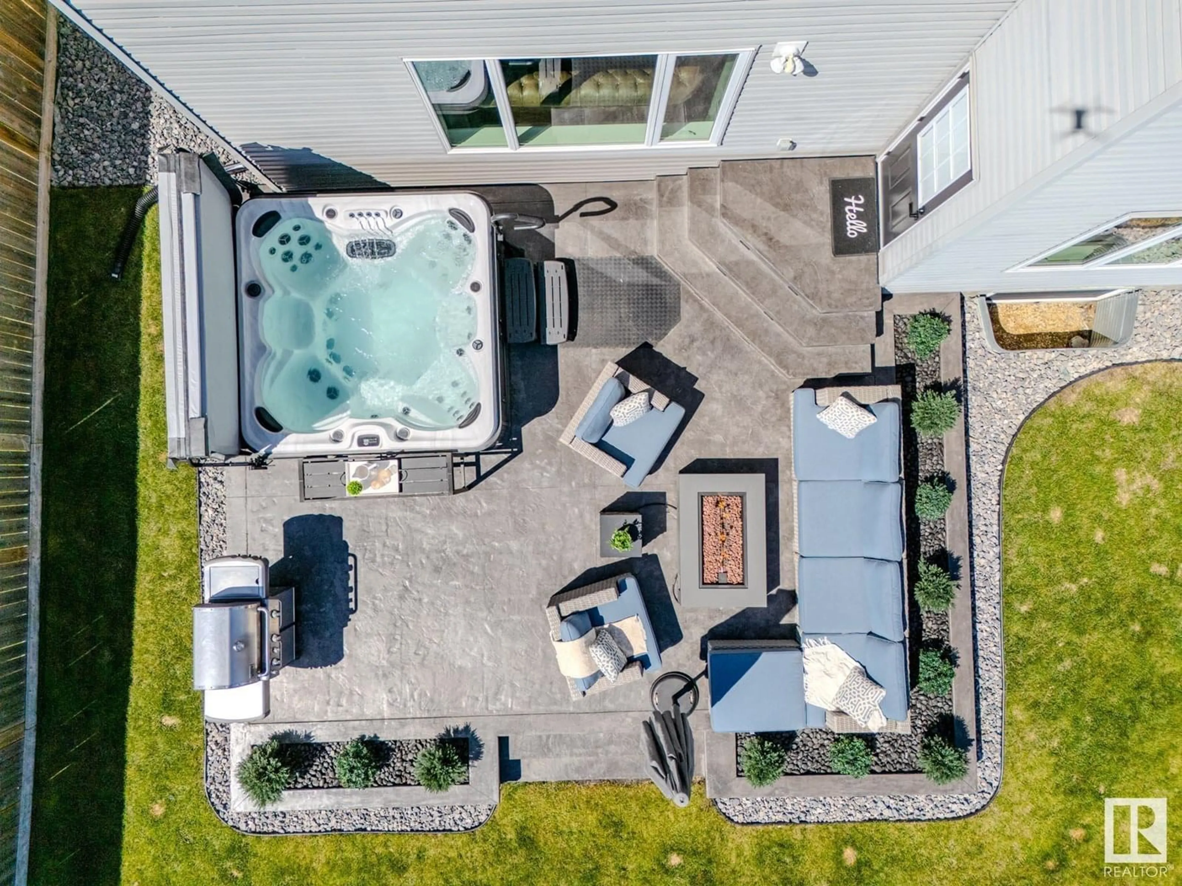 A pic from outside/outdoor area/front of a property/back of a property/a pic from drone, unknown for 5503 64 ST, Beaumont Alberta T4X0H2