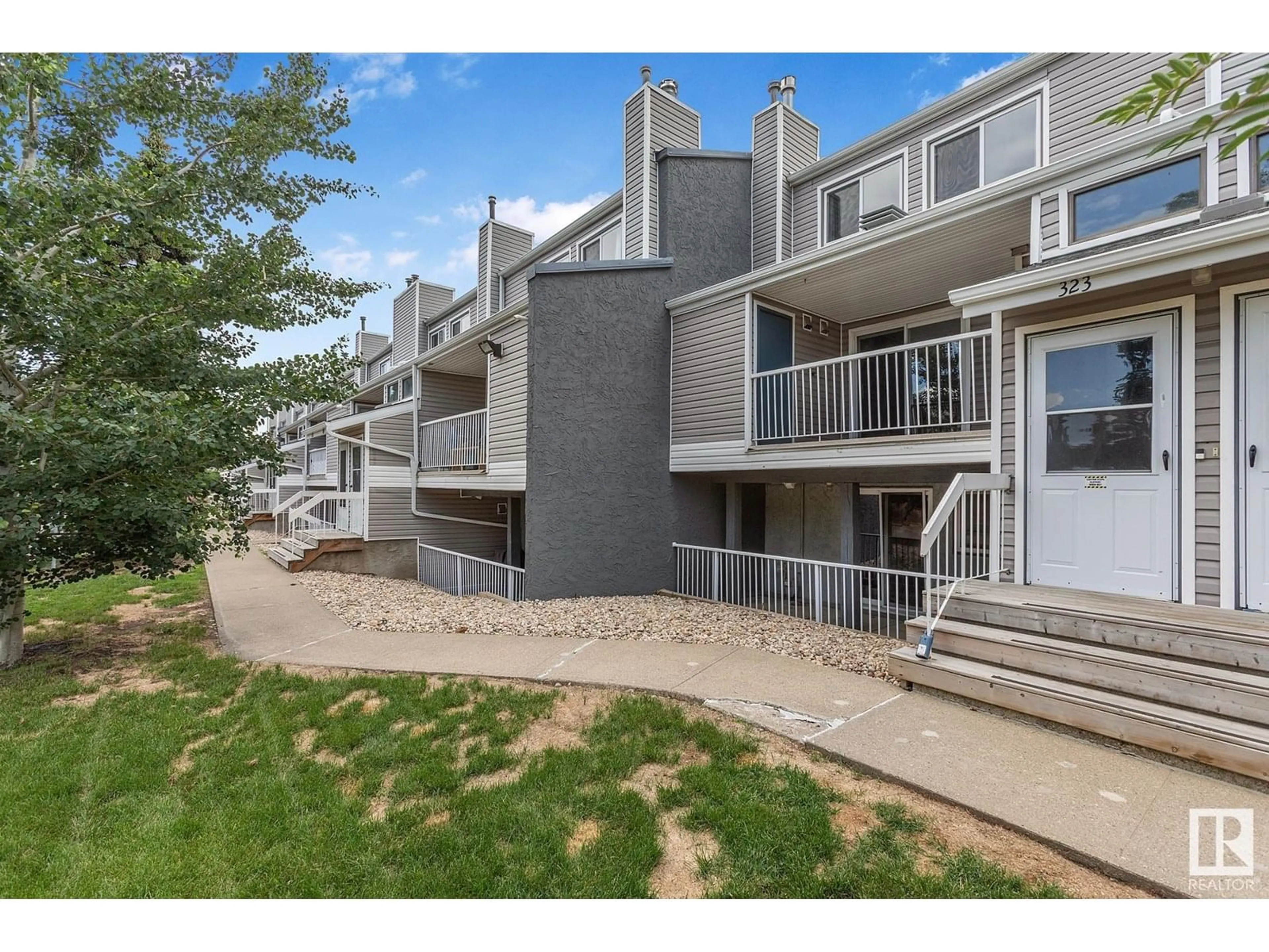 Unknown for 323 - 10404 24 AV, Edmonton Alberta T6J4J7