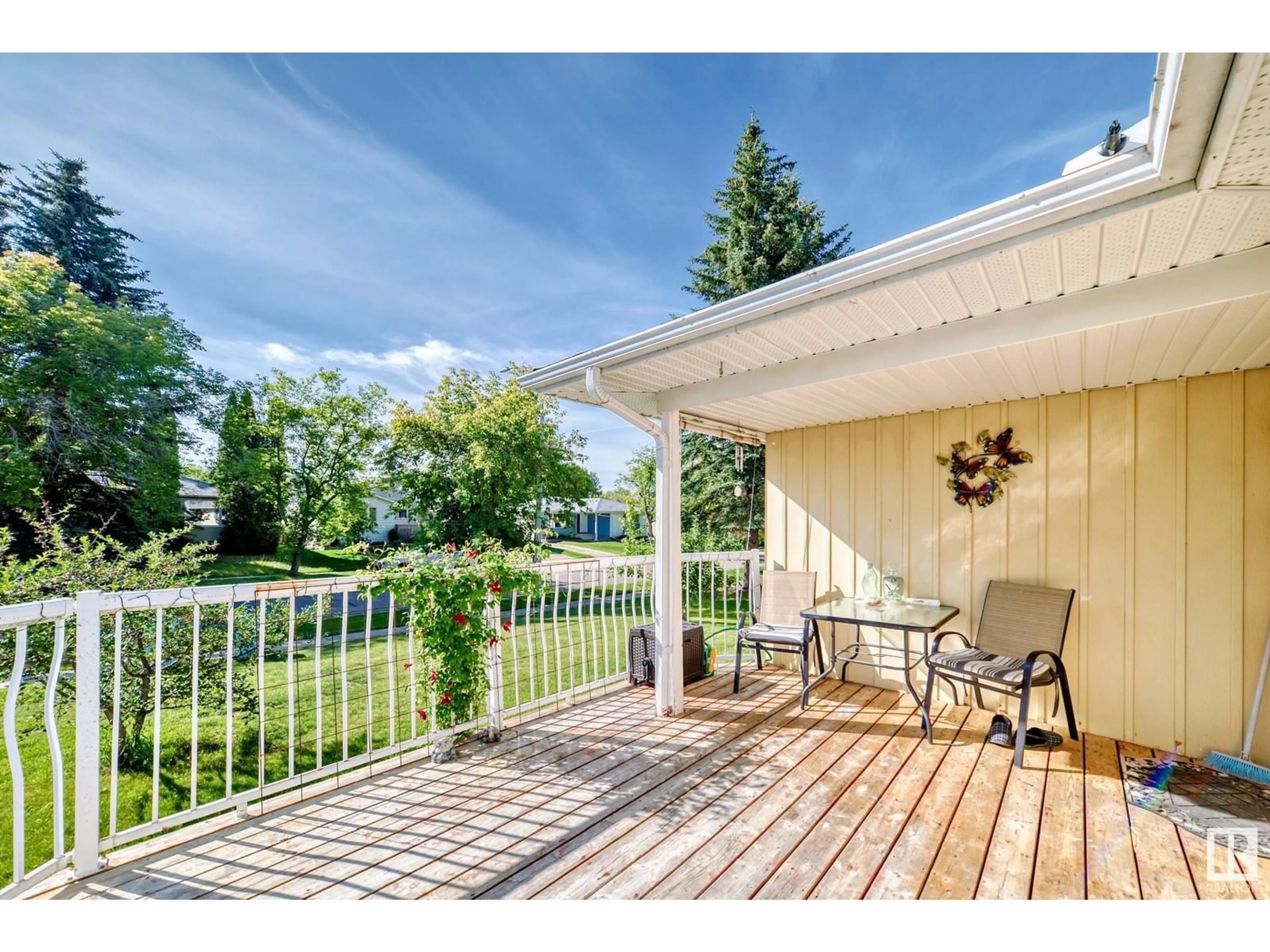 Patio, water/lake/river/ocean view for 46 AMBER CR, St. Albert Alberta T8N2J1